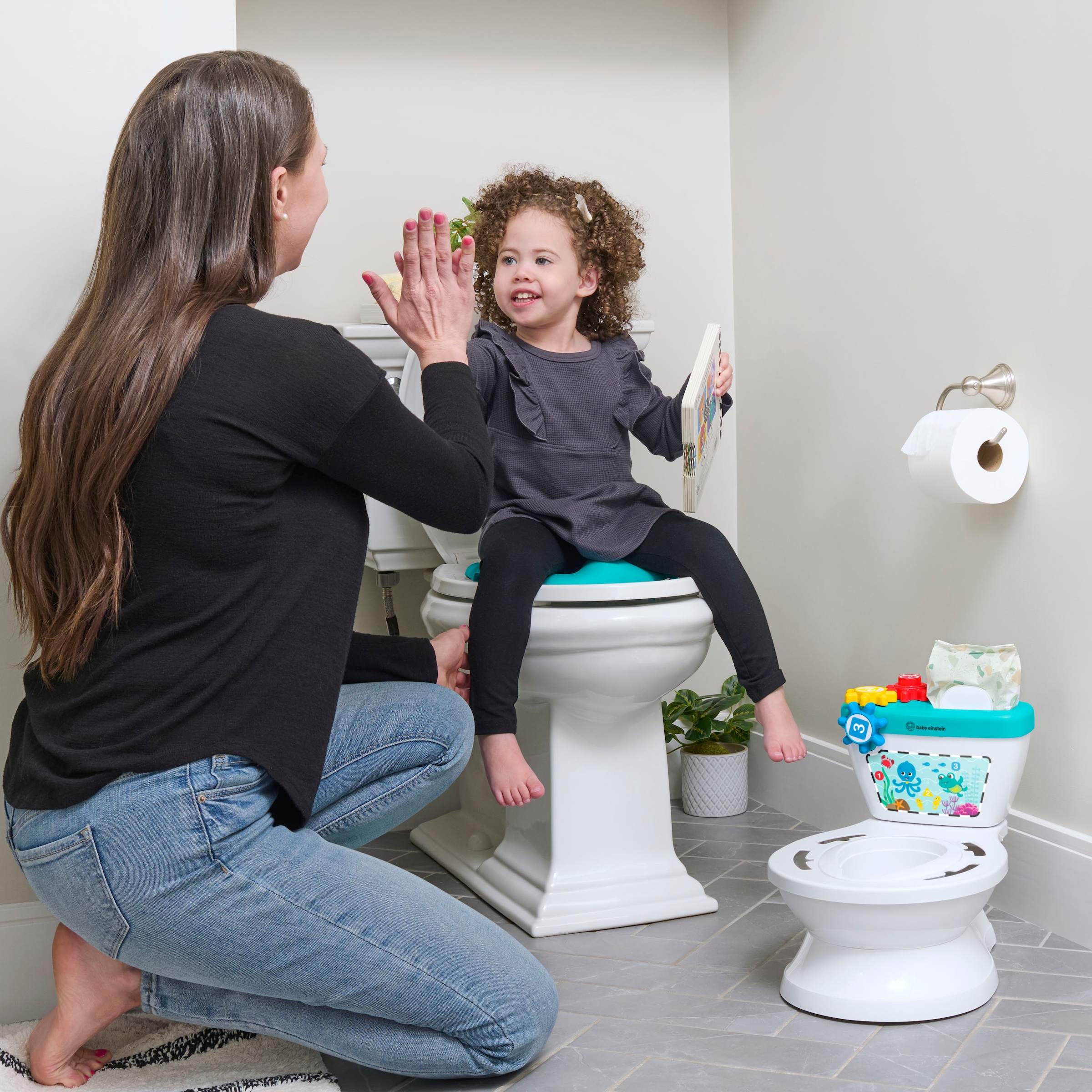 Baby Einstein Toilettentrainer »Geared for Success™ 2-in-1 Potty Training System« mit Sound