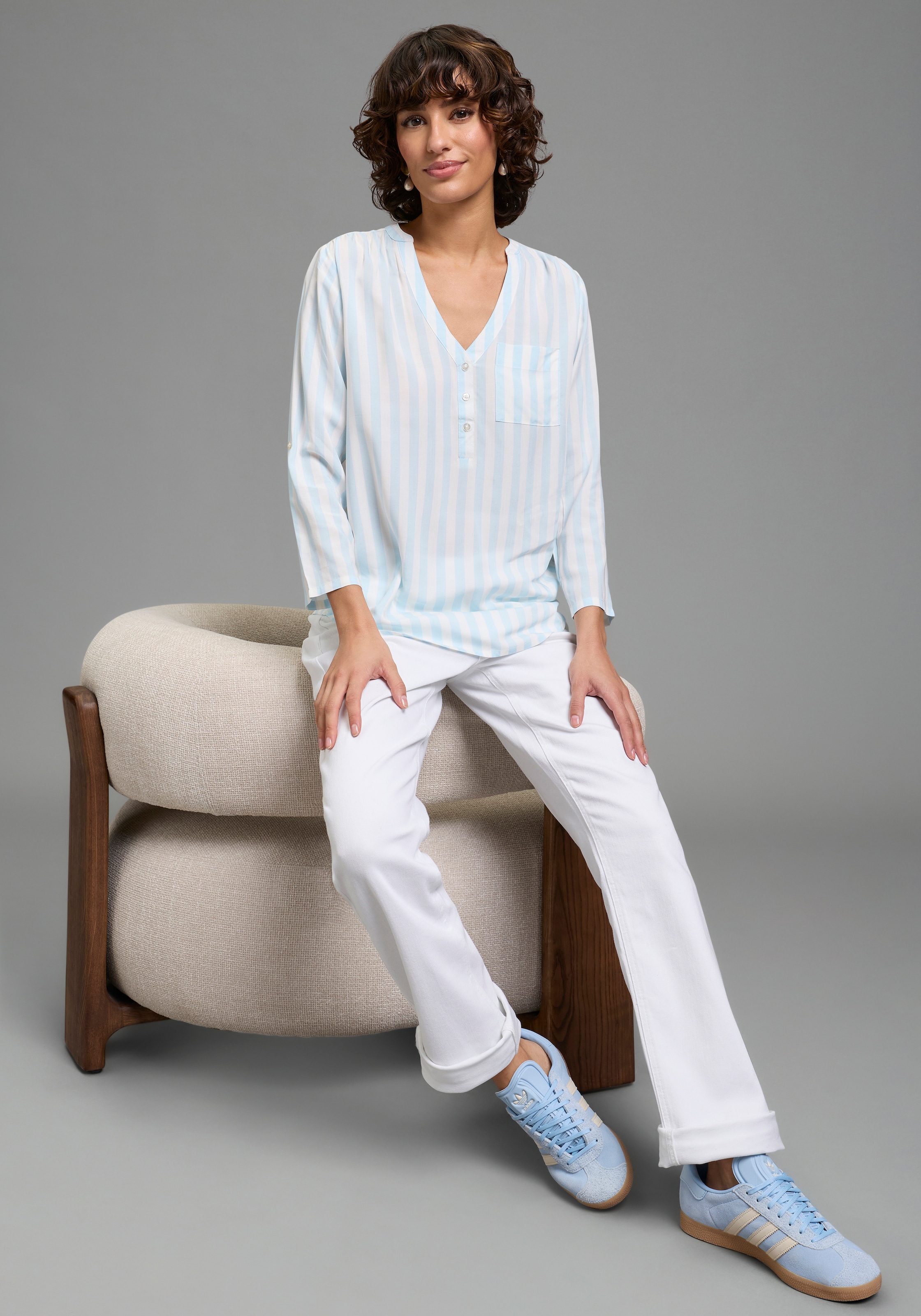 Laura Scott Schlupfbluse gestreifte Langarmbluse, leicht transparent, V-Ausschnitt