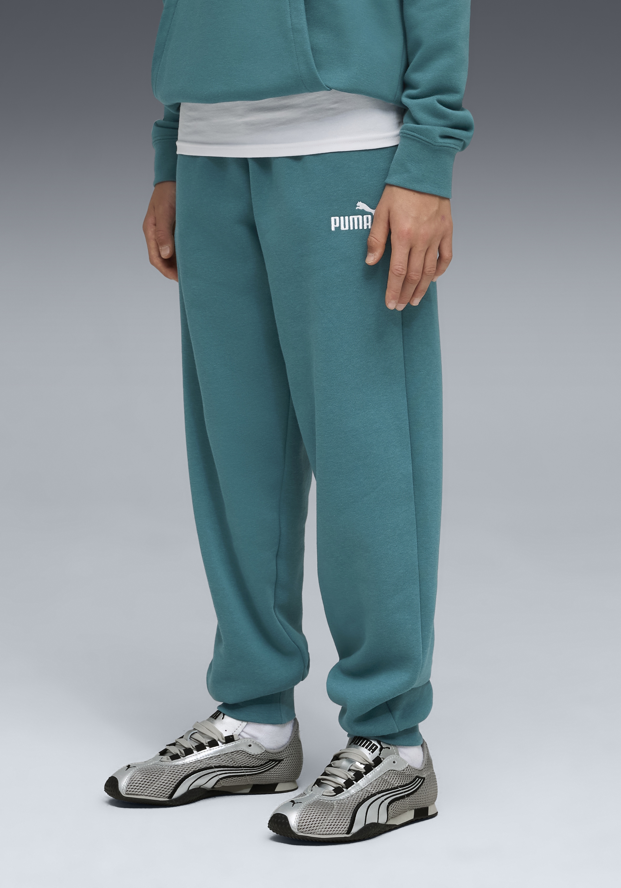 PUMA Trainingshose »ESS NO. 1 LOGO SWEATPANTS FL B«  Regular Fit, mit Eingrifftaschen, mit elastischem Bund