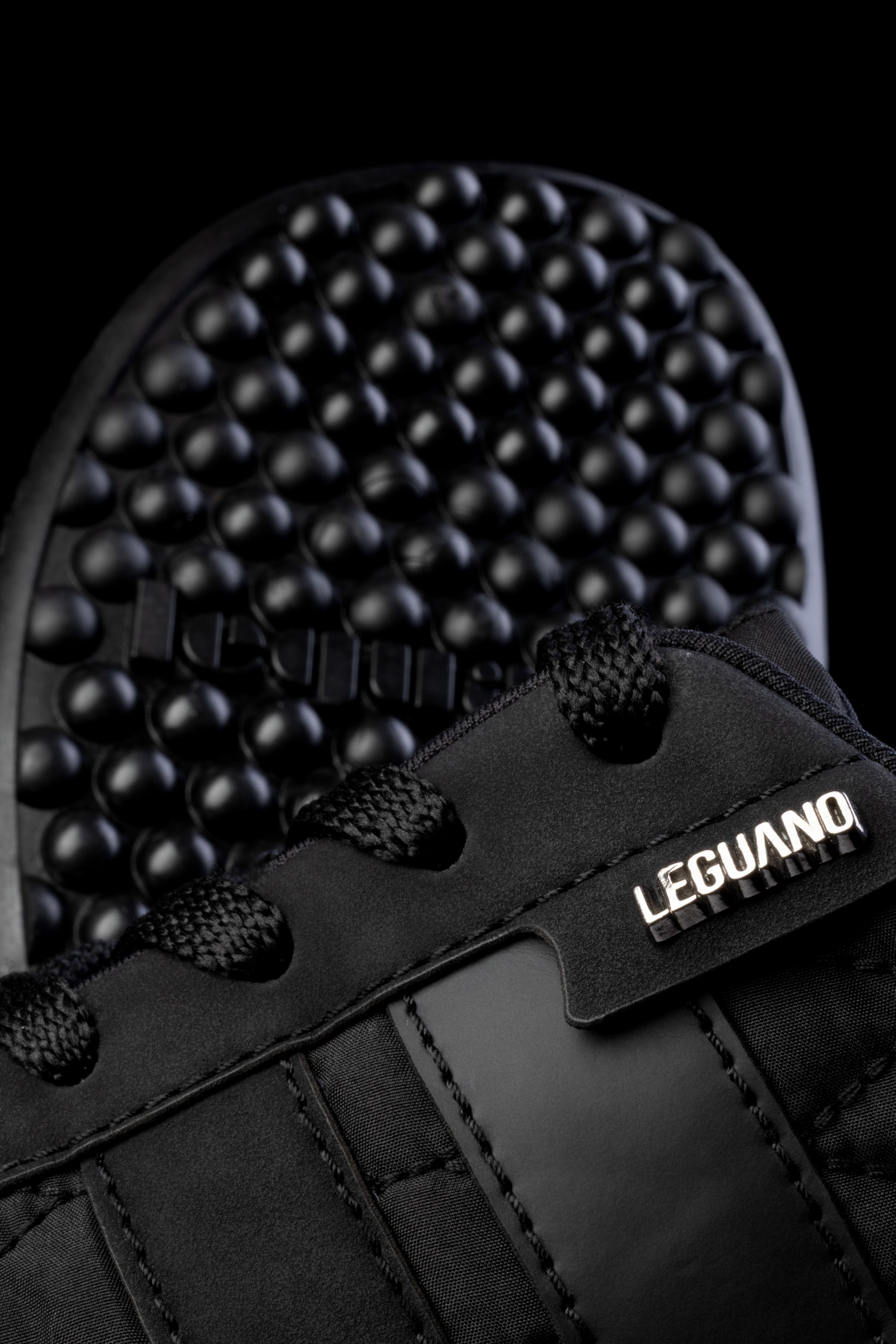 Leguano Chaussures pieds nus »NIGHTSTEP«  chaussure à lacets avec surpiqûres décoratives et pendentif logo