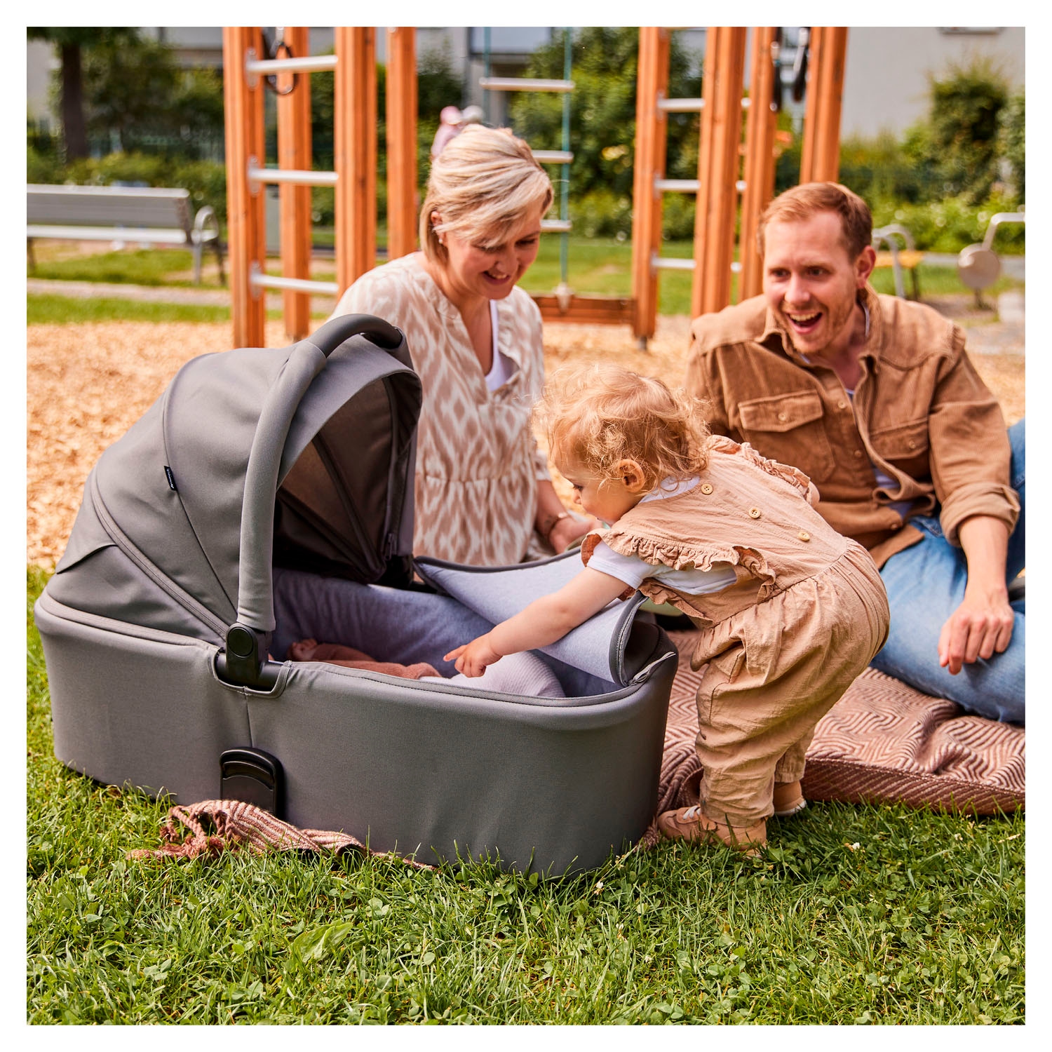 Hauck Kombi-Kinderwagen »Move N Care Set« 22 kg belastbar bis 22 kg