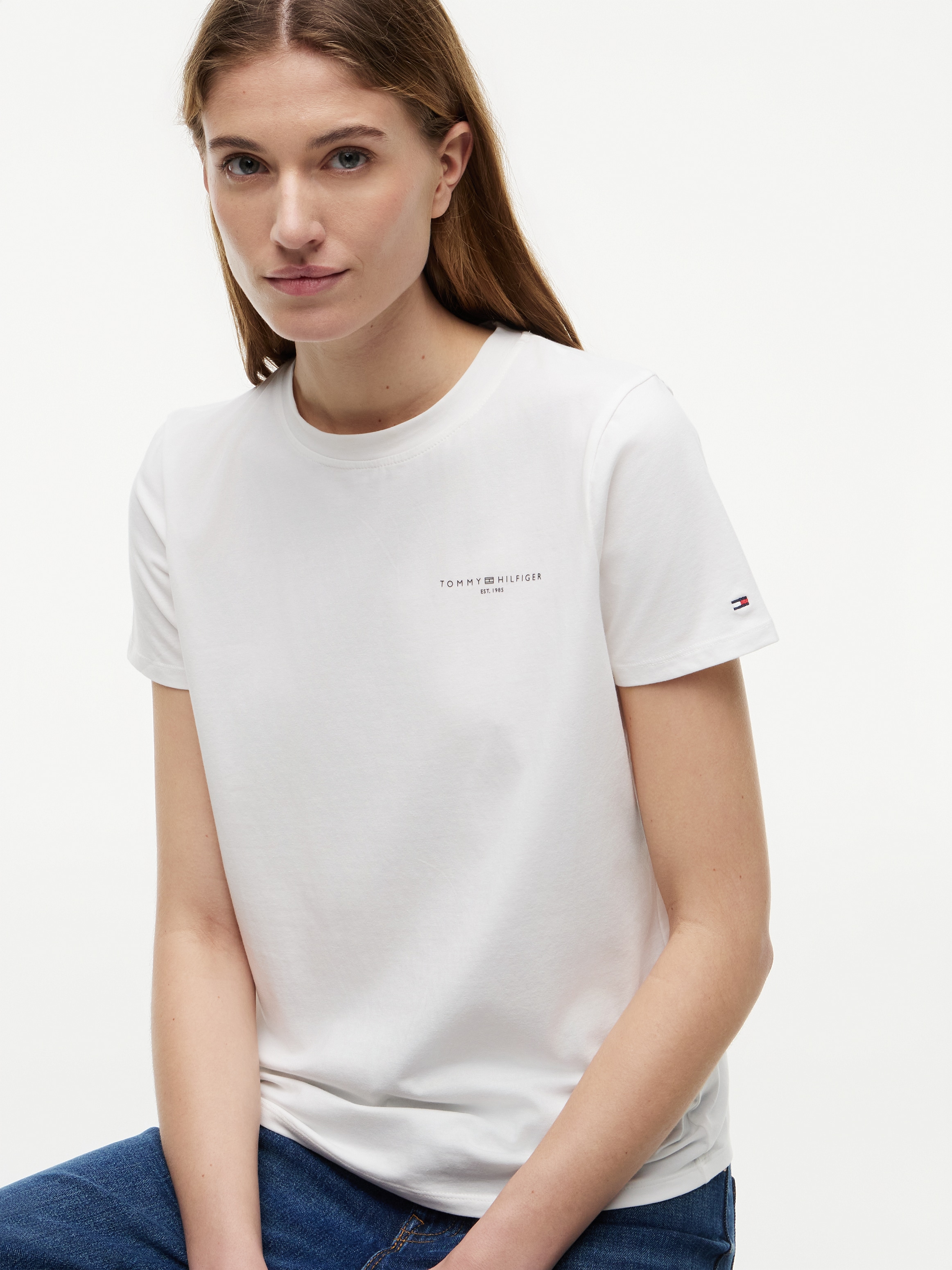 Tommy Hilfiger Shirt à col rond »1985 REG MINI CORP LOGO C-NK SHORT SLEEVE« avec inscription logo Tommy Hilfiger et broderie
