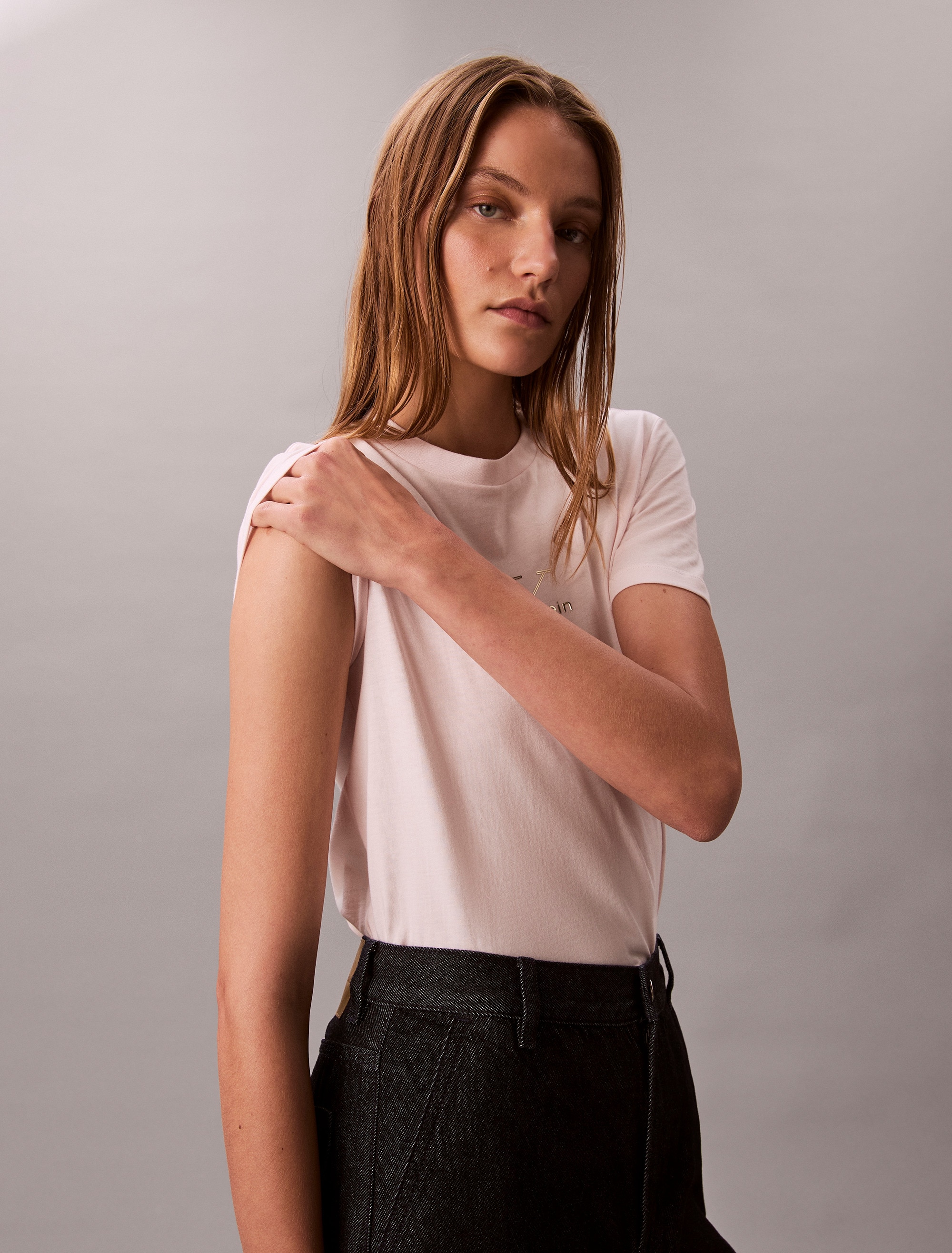 Calvin Klein Jeans T-Shirt »SS CLASSIC FOIL MONOLOGO TEE« Mit Metallic-Logo