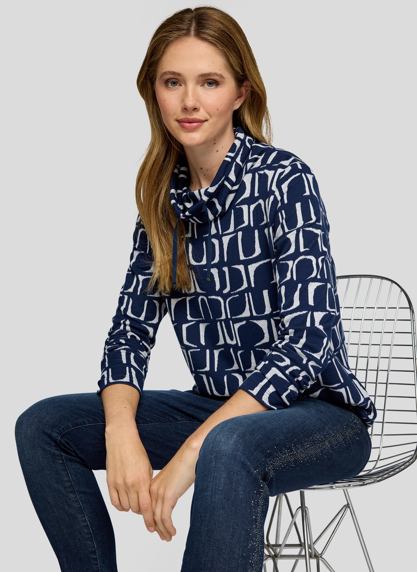 Rabe T-shirt à manches longues mit grafischem Muster und gerafftem Kragen mit Kordelzug