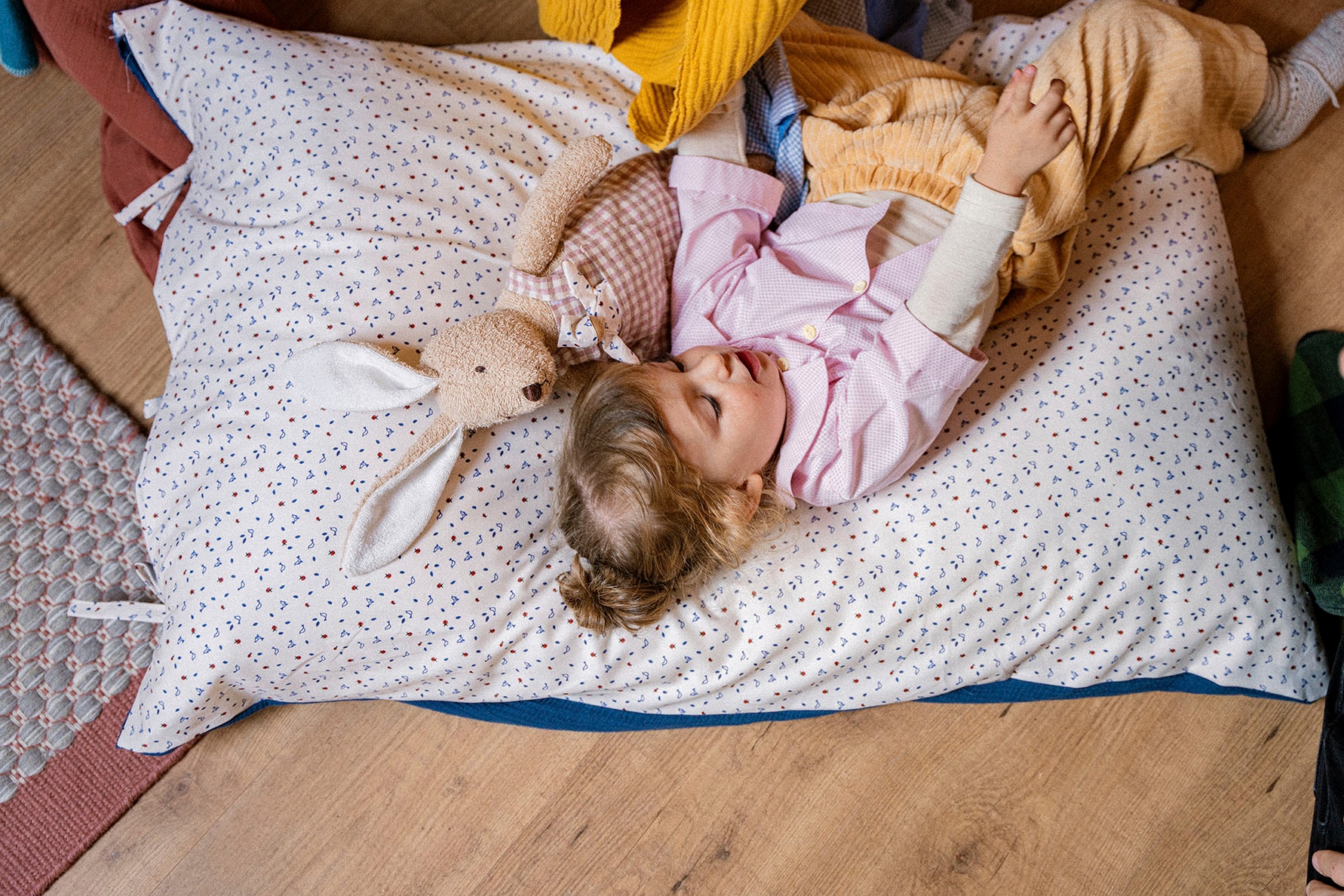 Käthe Kruse Peluche »Hugo Hase, stehend«