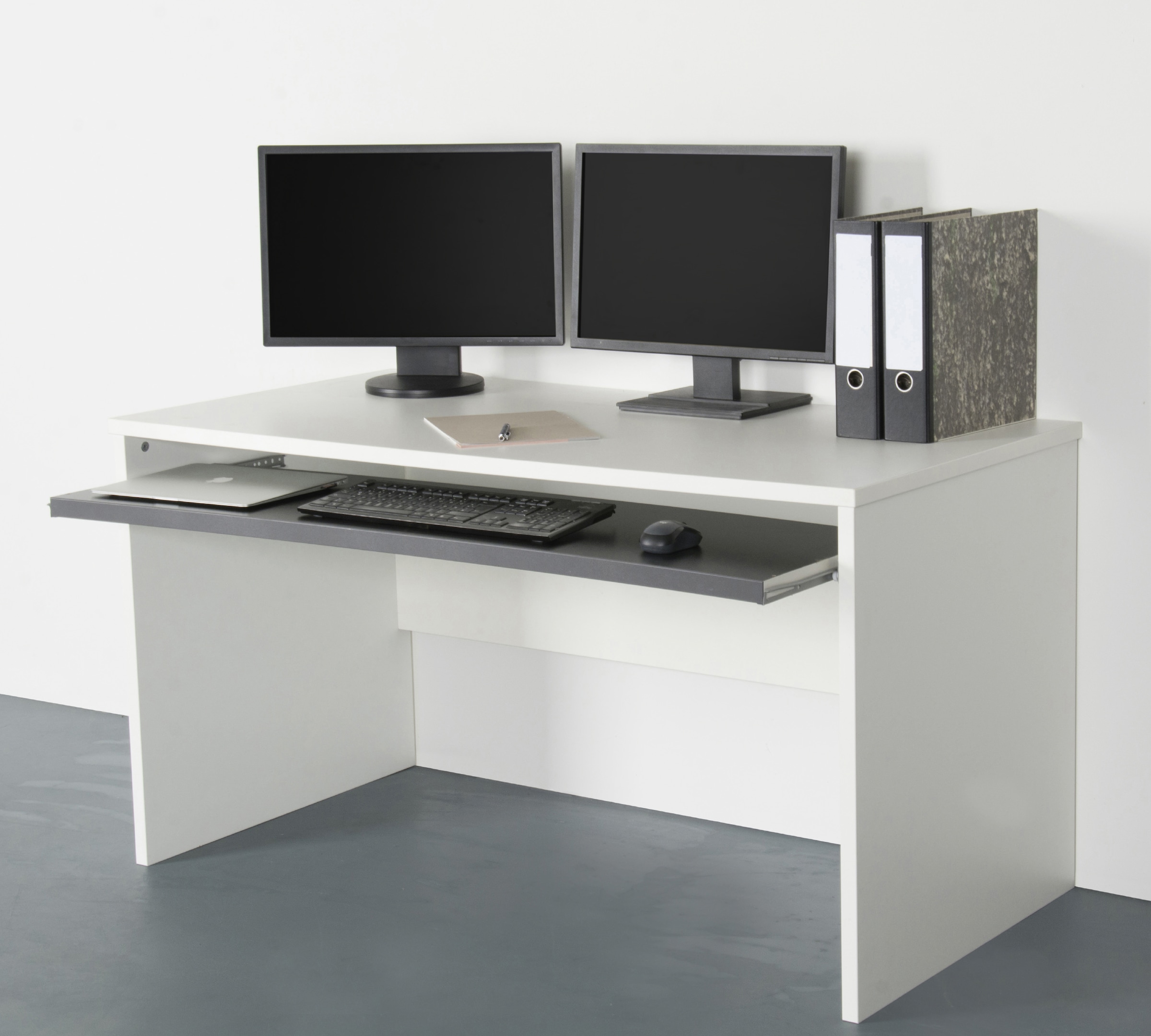 VOGL Möbelfabrik Bureau »Barrie mit 2-farbigem Tastaturauszug« in 2 Breiten, 2,5 cm Tischplattenstärke, Made in Germany