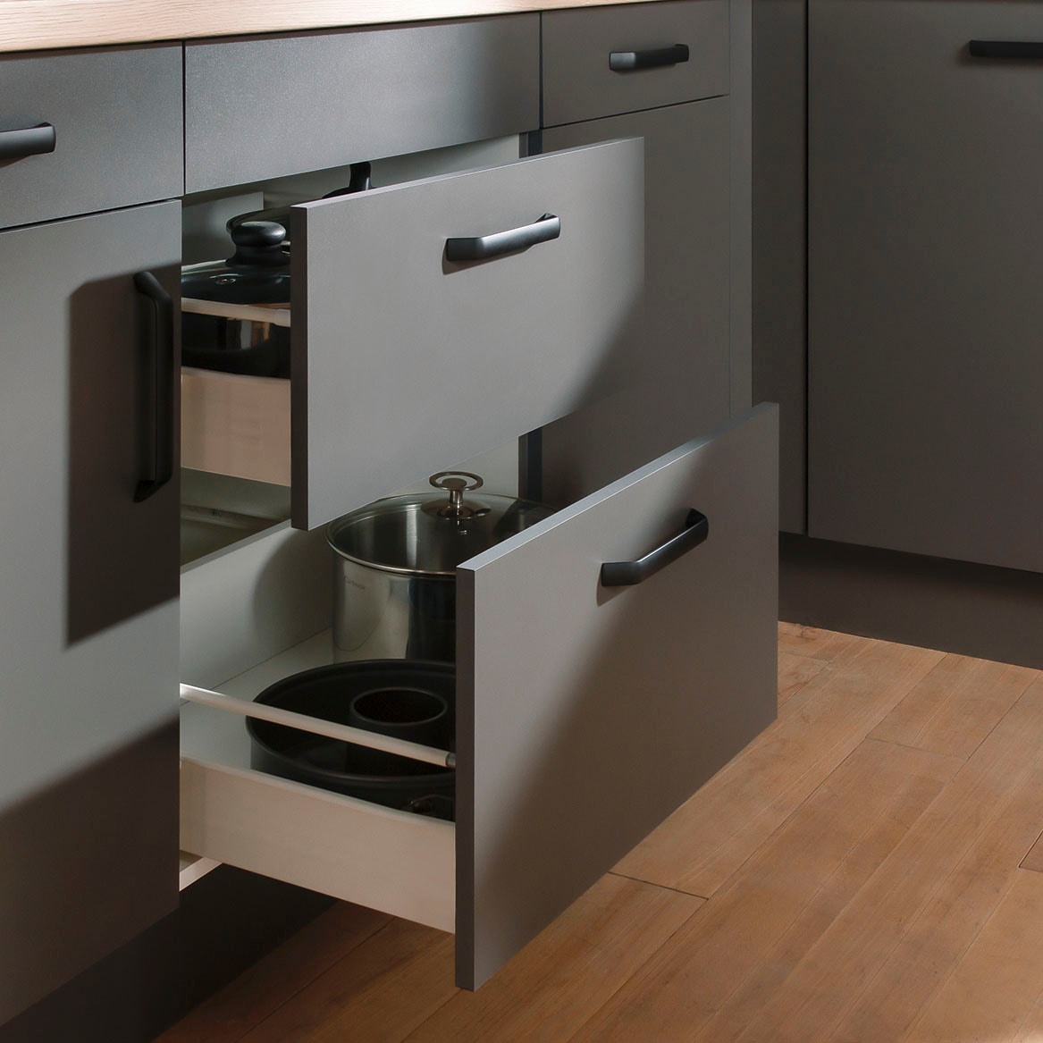 wiho Küchen Winkelküche »"Simi", mit verstellbaren Füssen, wahlweise mit E-Geräten« Soft-Close-Funktion in Schubkästen & Auszügen, Stellbreite 315/175 cm