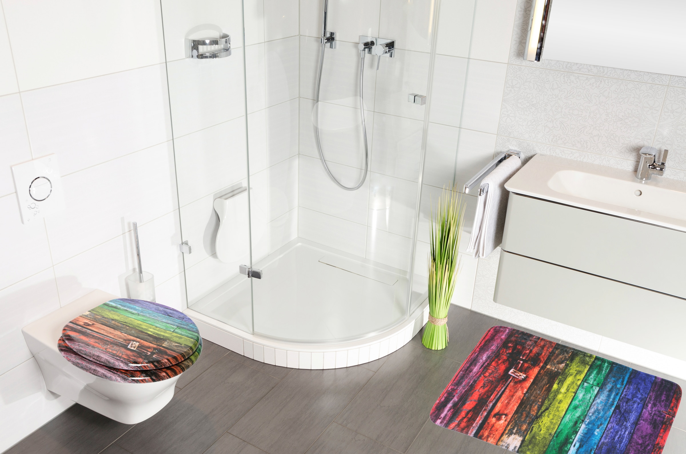 Sanilo Set d'accessoires de salle de bain »Rainbow« bestehend aus WC-Sitz, Badteppich und Waschbeckenstöpsel