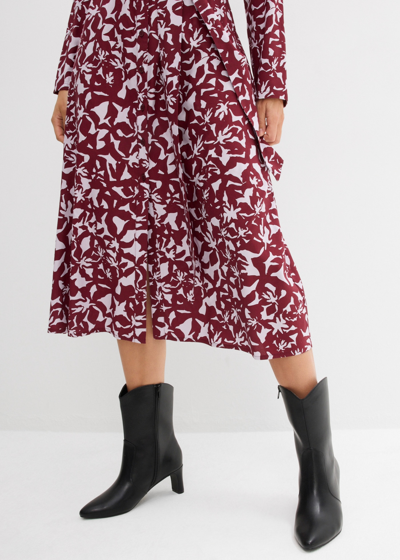bonprix Robe chemisier avec col chemisier, en viscose, coupe fluide