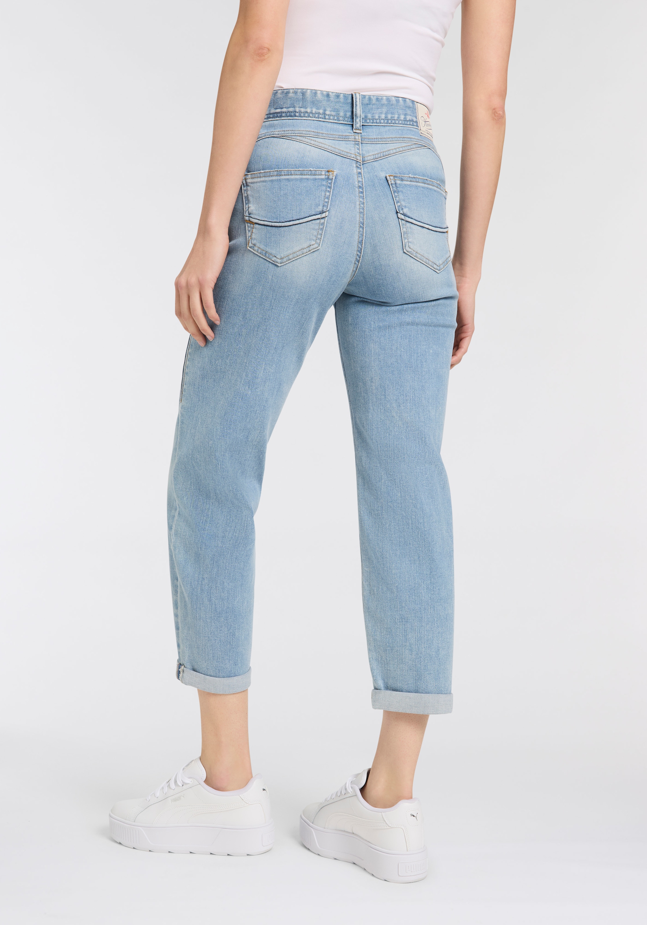 Herrlicher Jeans taille basse »Gila HI Tap Denim« mit seitlichem Keileinsatz