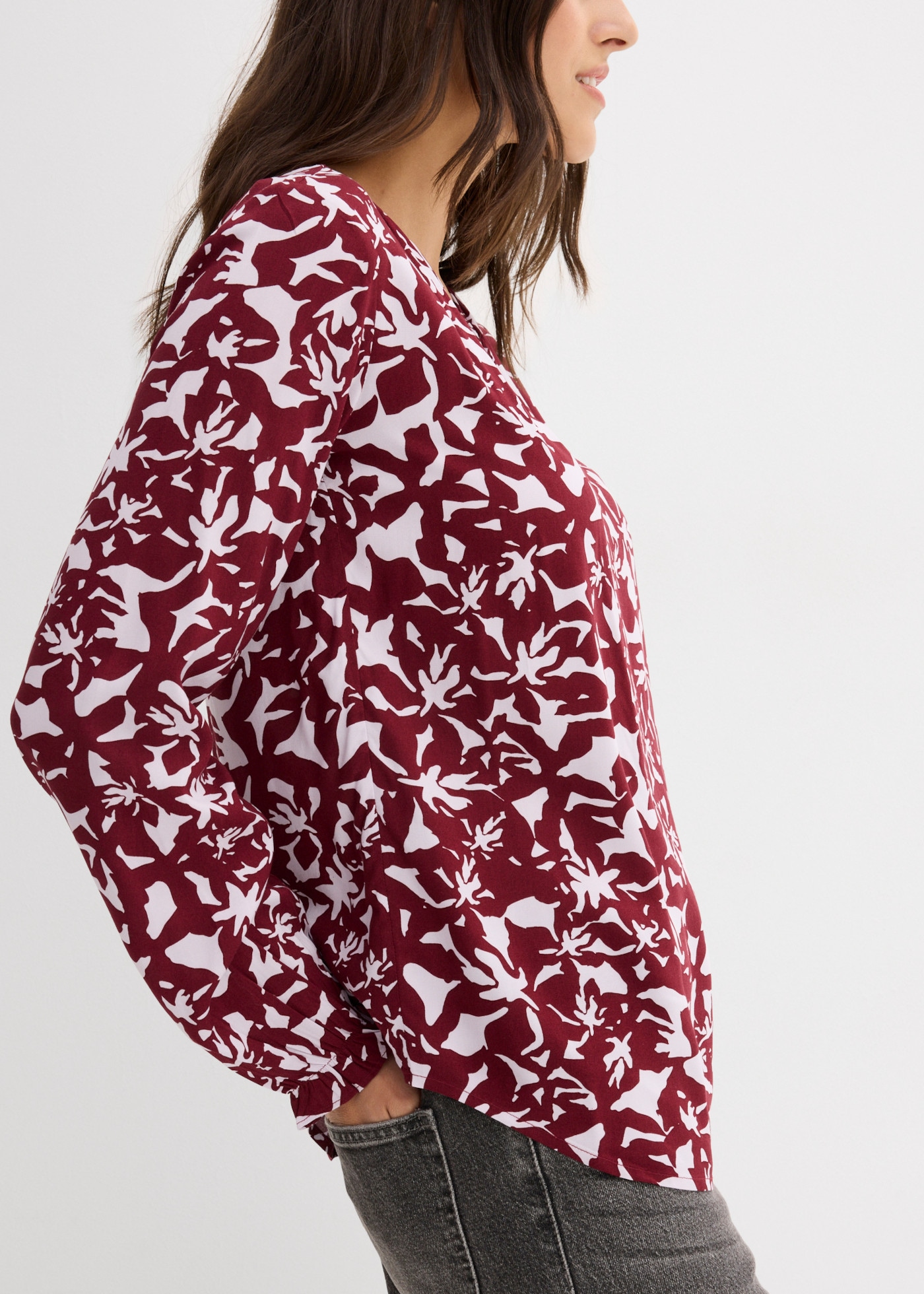bonprix Tunika luftige Tunikabluse, aus weicher Viskose, Loose Fit, im Casual-Stil
