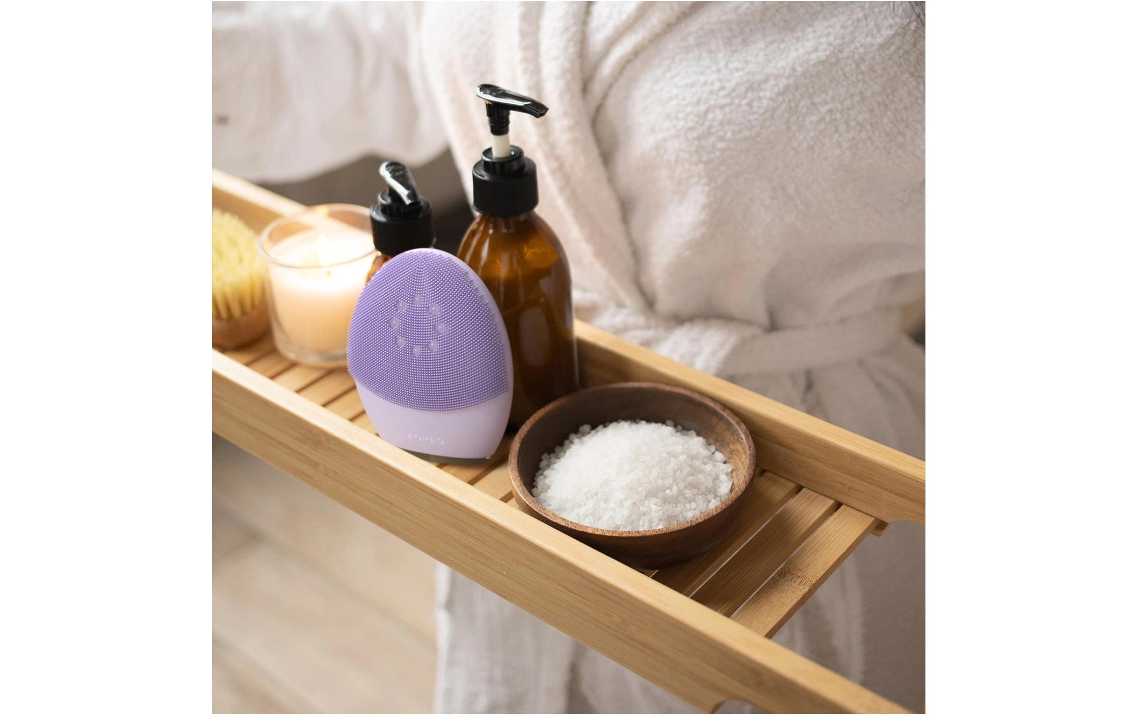 FOREO Appareil anti-âge »LUNA™ 4 plus sensitive skin«
