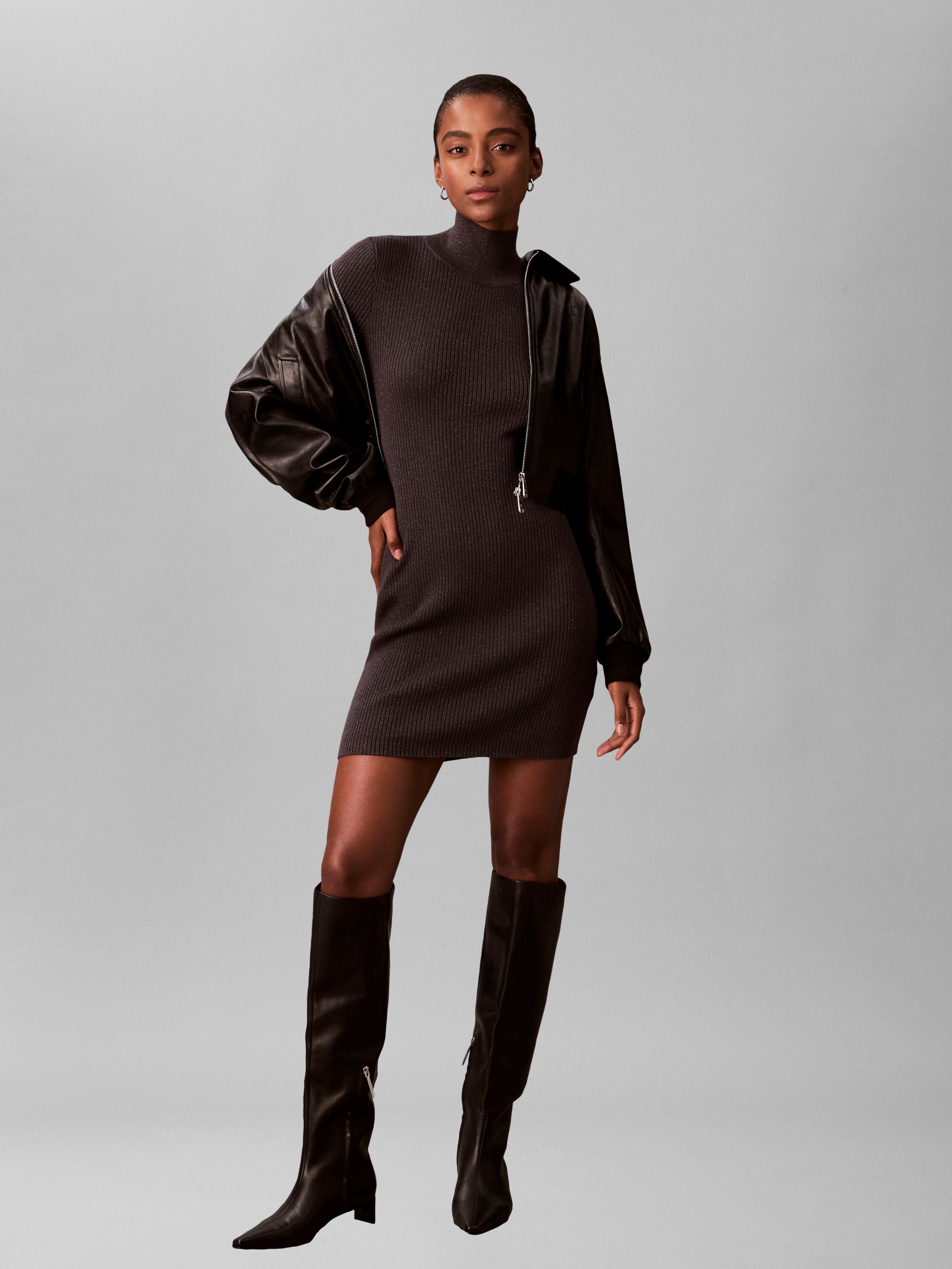 Calvin Klein Jeans Mini-robe Sans poche Figurbetonte Passform mit Stehkragen