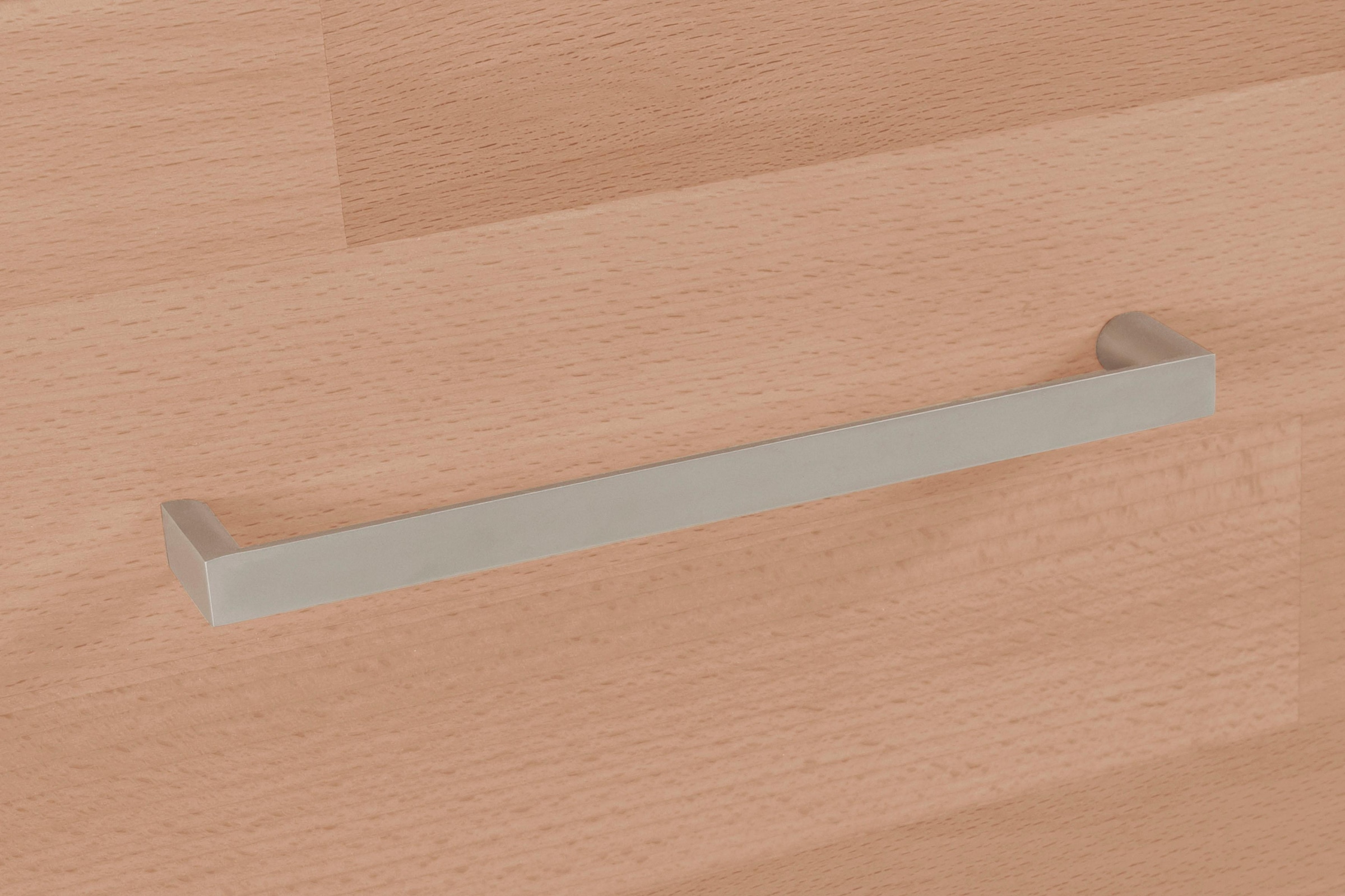 GOODproduct Kommode »Ribe 85cm breit,35 cm tief, Fronten Massivholz,2 Türen mit Glaseinsatz« Holz massiv, Holzwerkstoff,3 breite Fächer