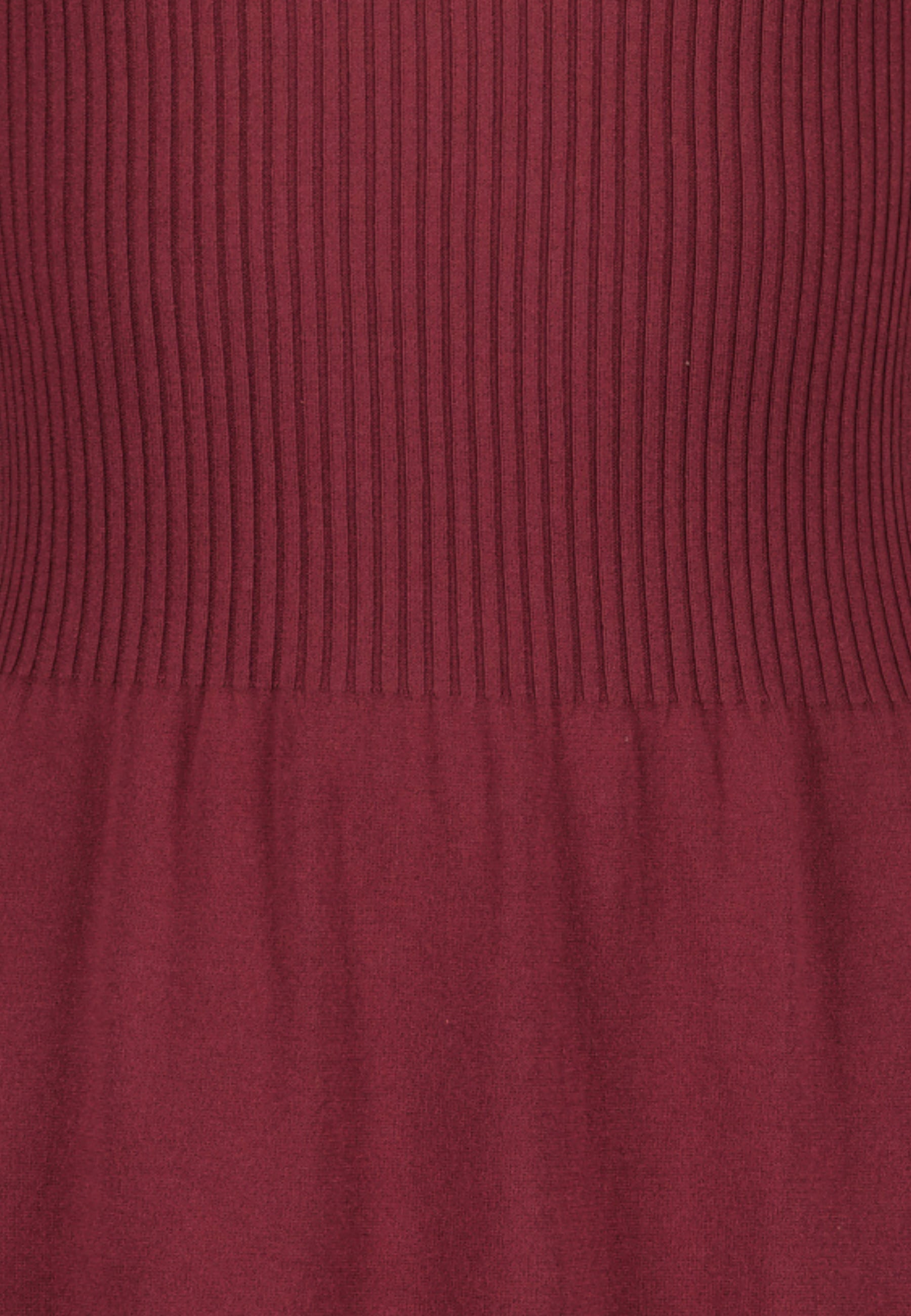 Blue Seven Strickkleid in tollem Rippstrick mit hohem Viskoseanteil