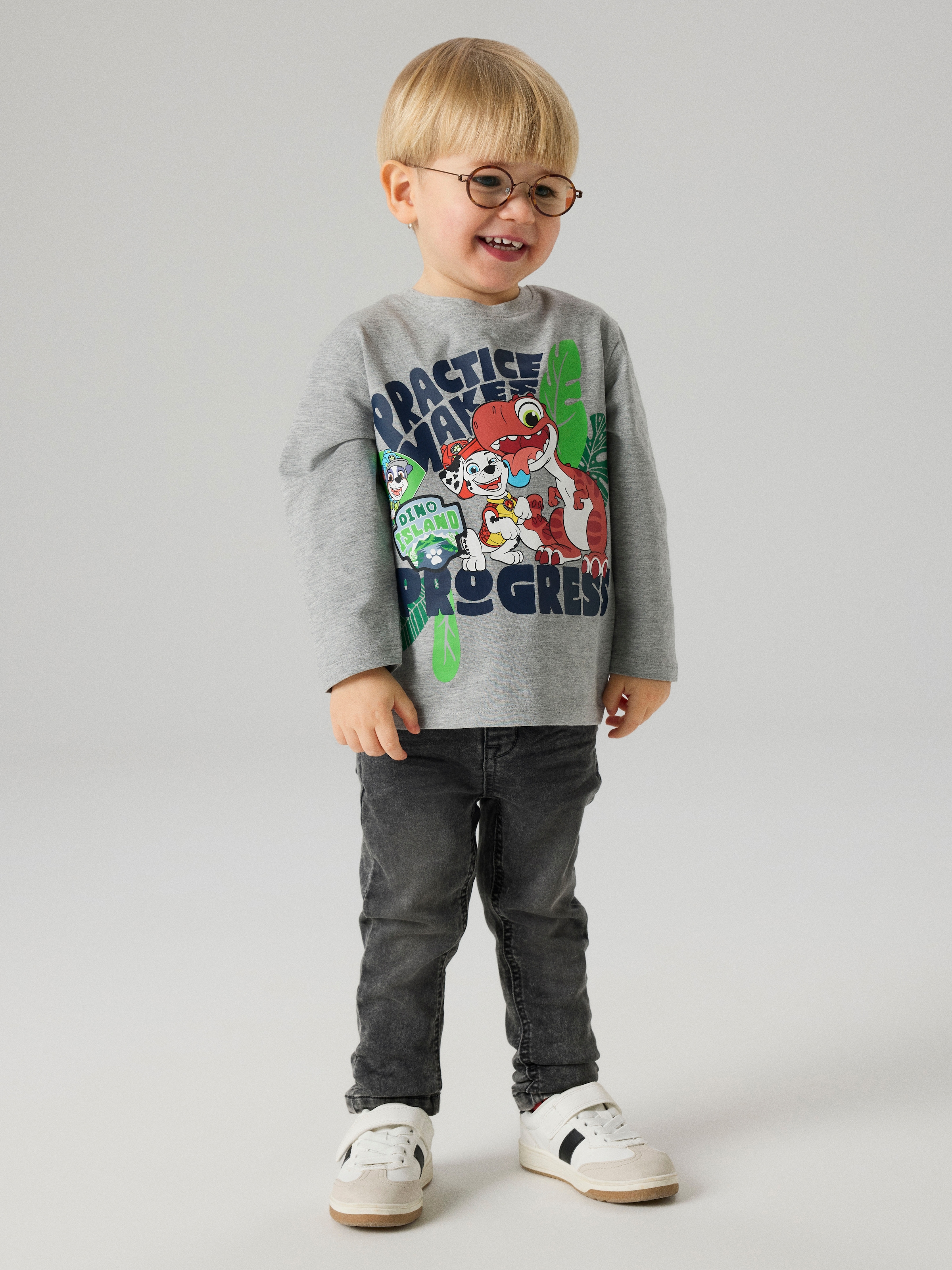 Name It T-shirt »NMMJIK PAW LS NREG TOP BOX NOOS CPLGM« mélange coton, coupe régulière
