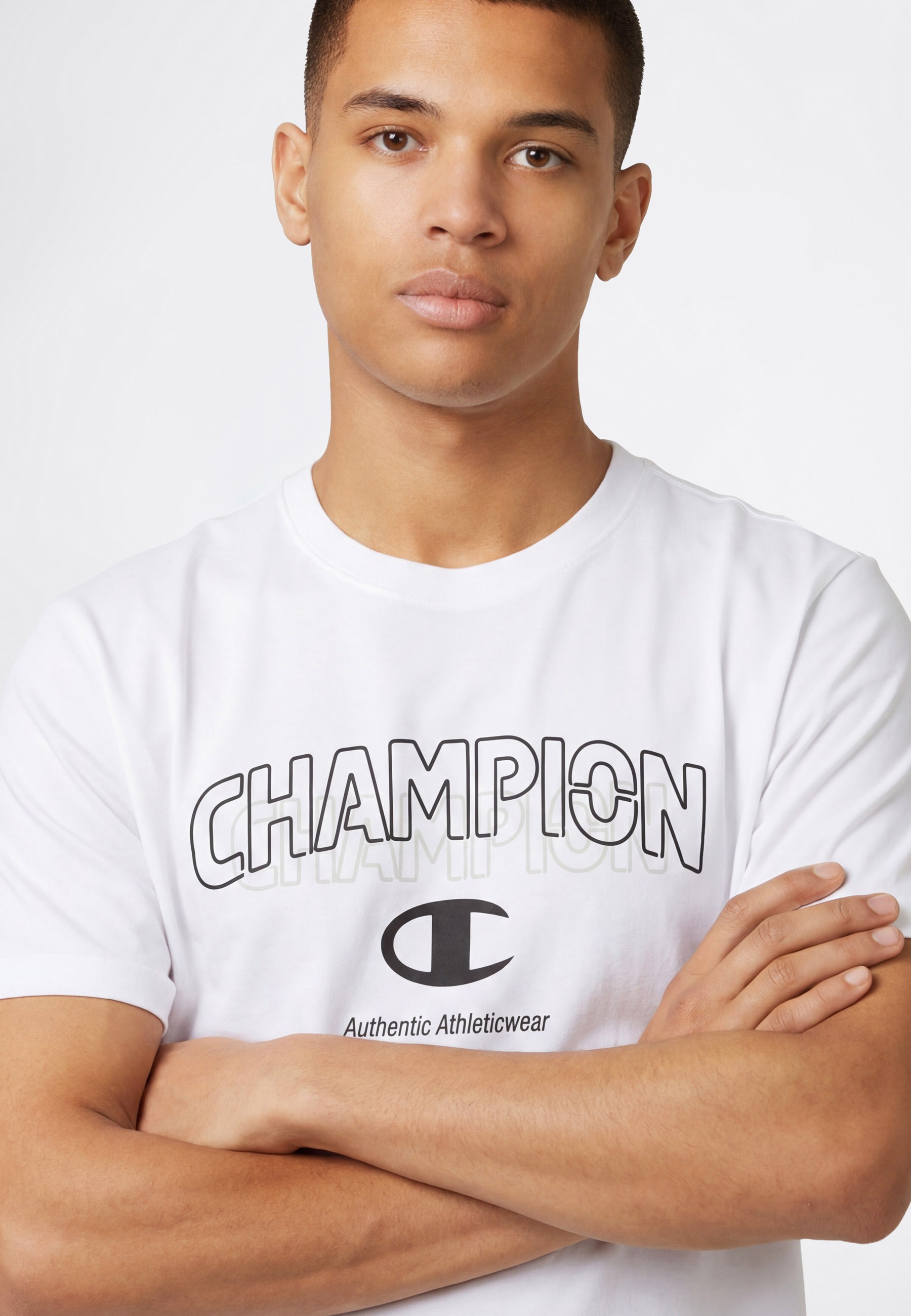 Champion T-shirt »Graphic Tee« coupe sportive, manches courtes, col rond