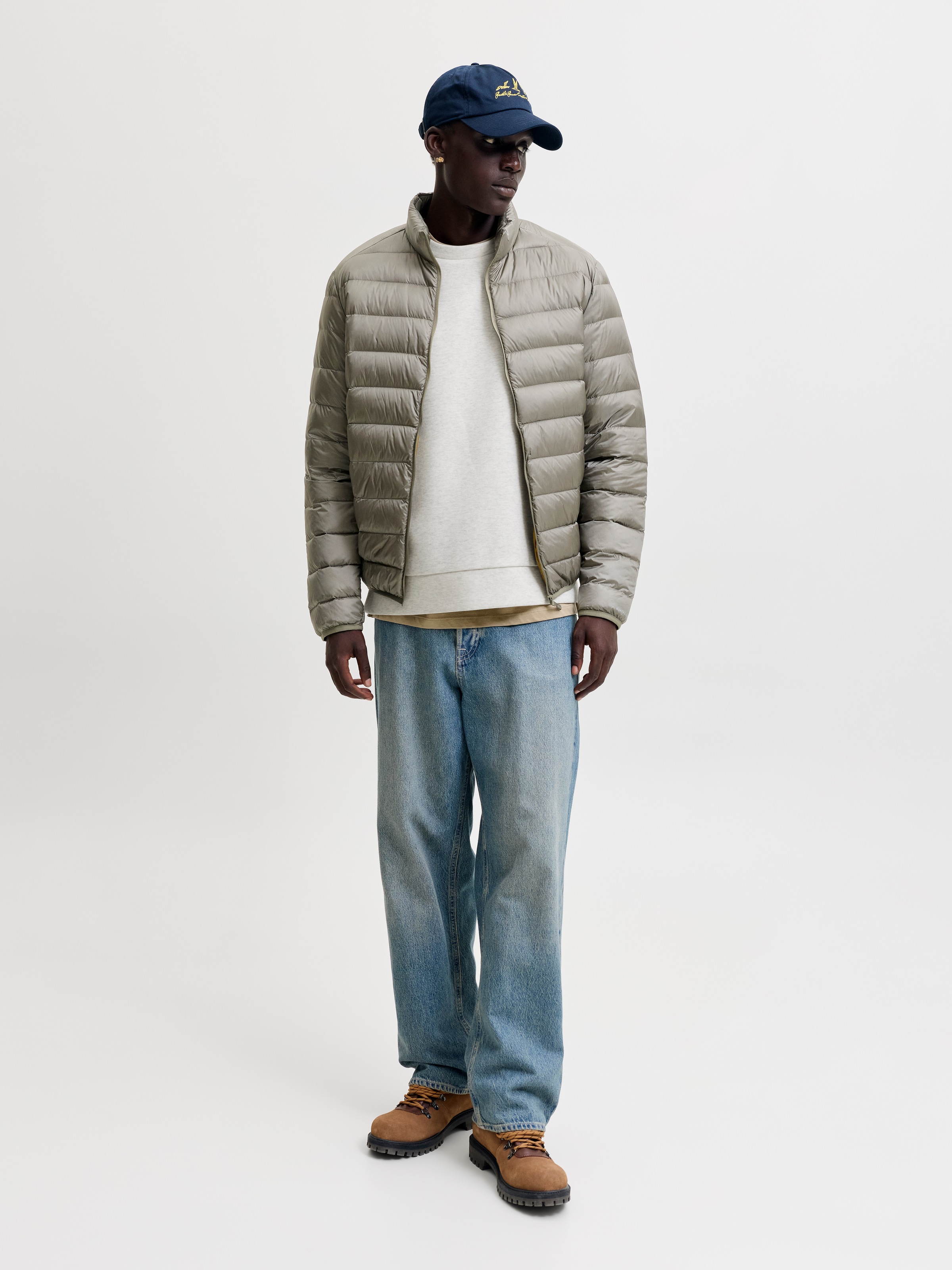 Jack & Jones Sweatshirt »JJEBARRON SWEAT CREW NECK NOOS«, Materialmix, loose fit
