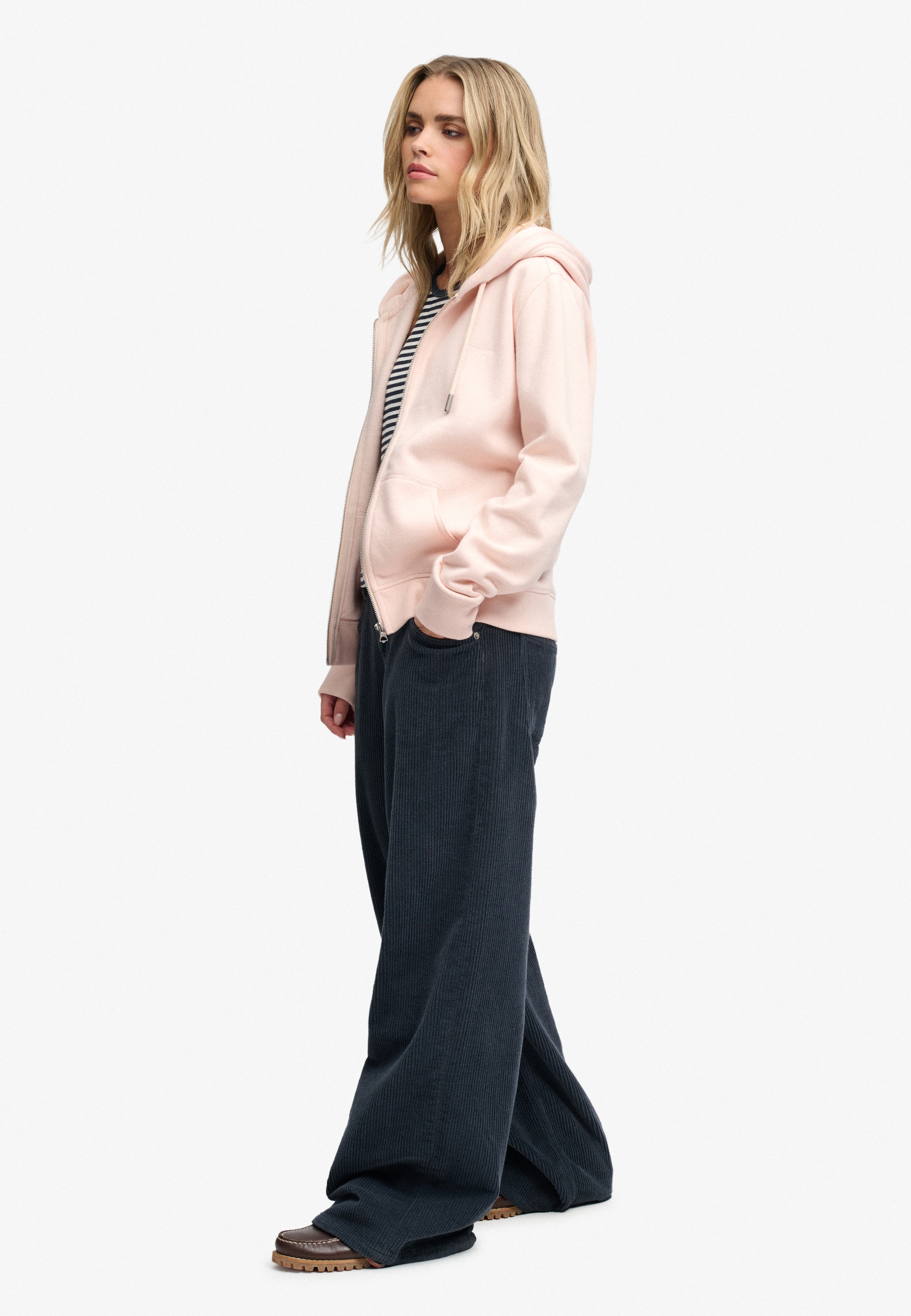 Superdry Kapuzensweatjacke »SIGNATURE EMB ZIPHOOD« Baumwollmischung, relaxed fit