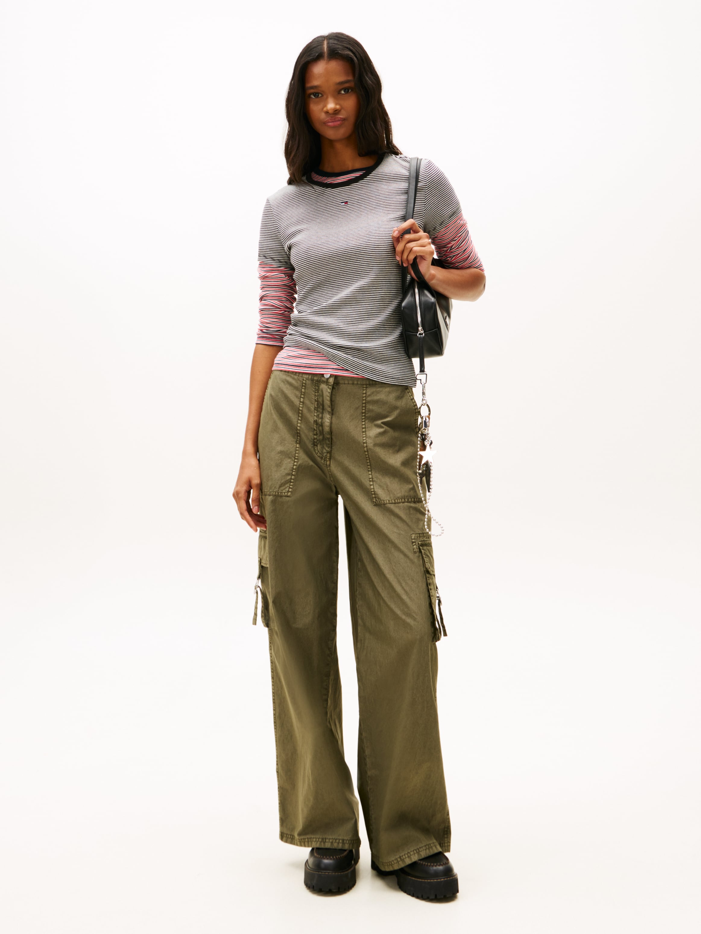 Tommy Jeans T-shirt à manches courtes »TJW ESSENTIAL RIB SHORT SLEEVE EXT« Baumwollmischung in gerippter Struktur, Slim Fit