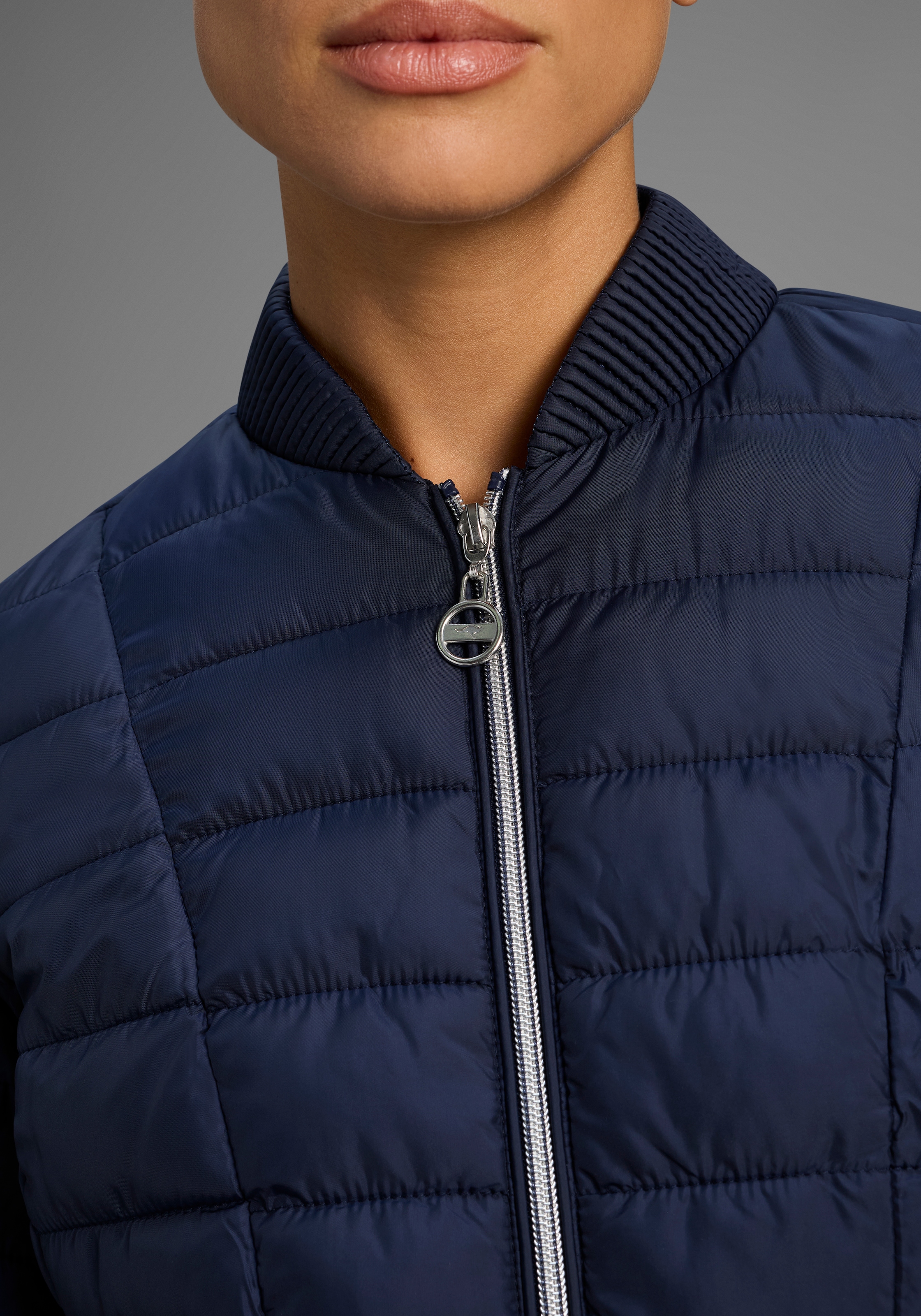 KangaROOS Veste matelassée figurbetonter Schnitt,  hüftlange Passform