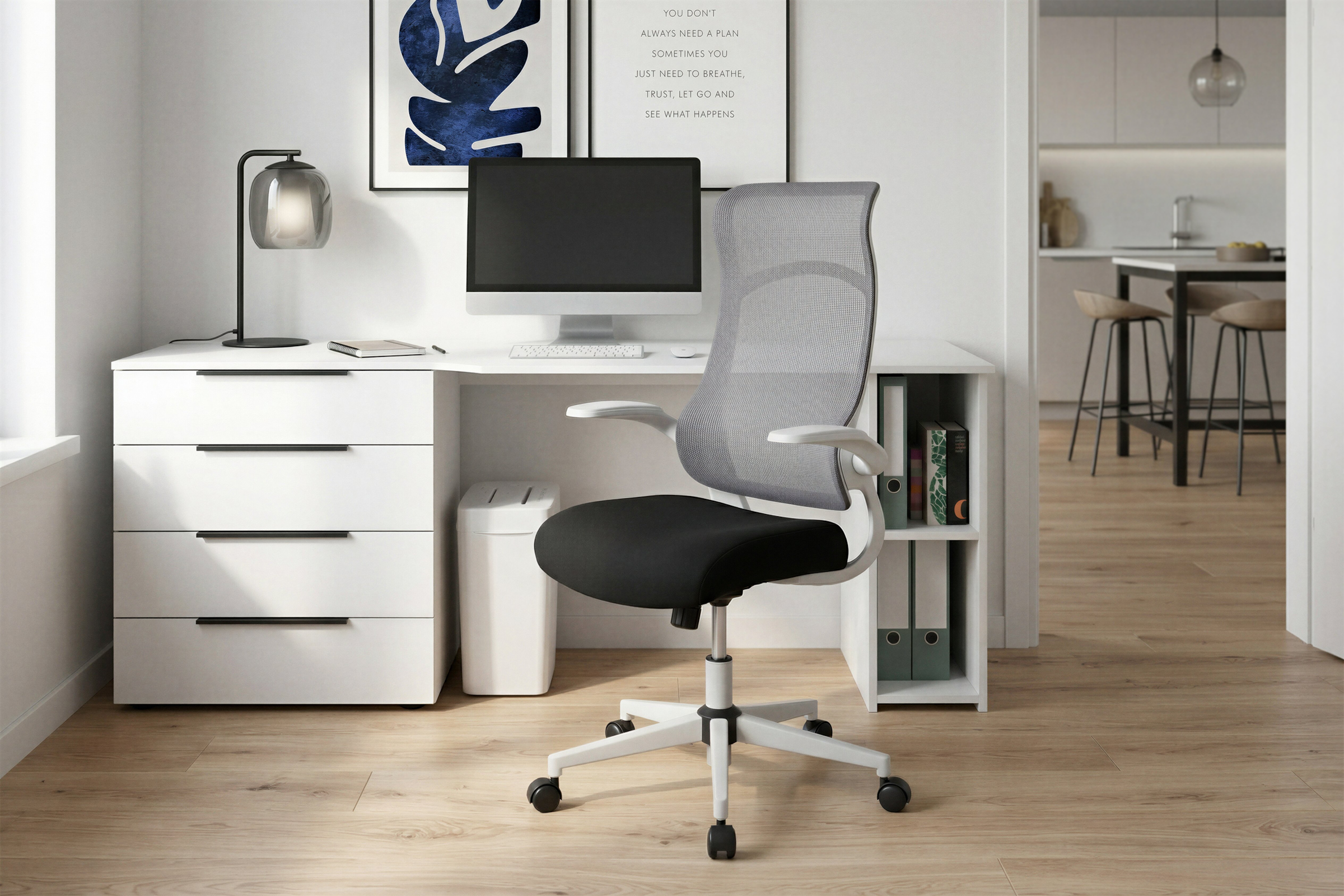 GOODproduct Chaise de bureau »Toico, Design-Schreibtischstuhl,« () ergonomische Rückenlehne, Lendenwirbelstütze & klappbaren Armlehnen