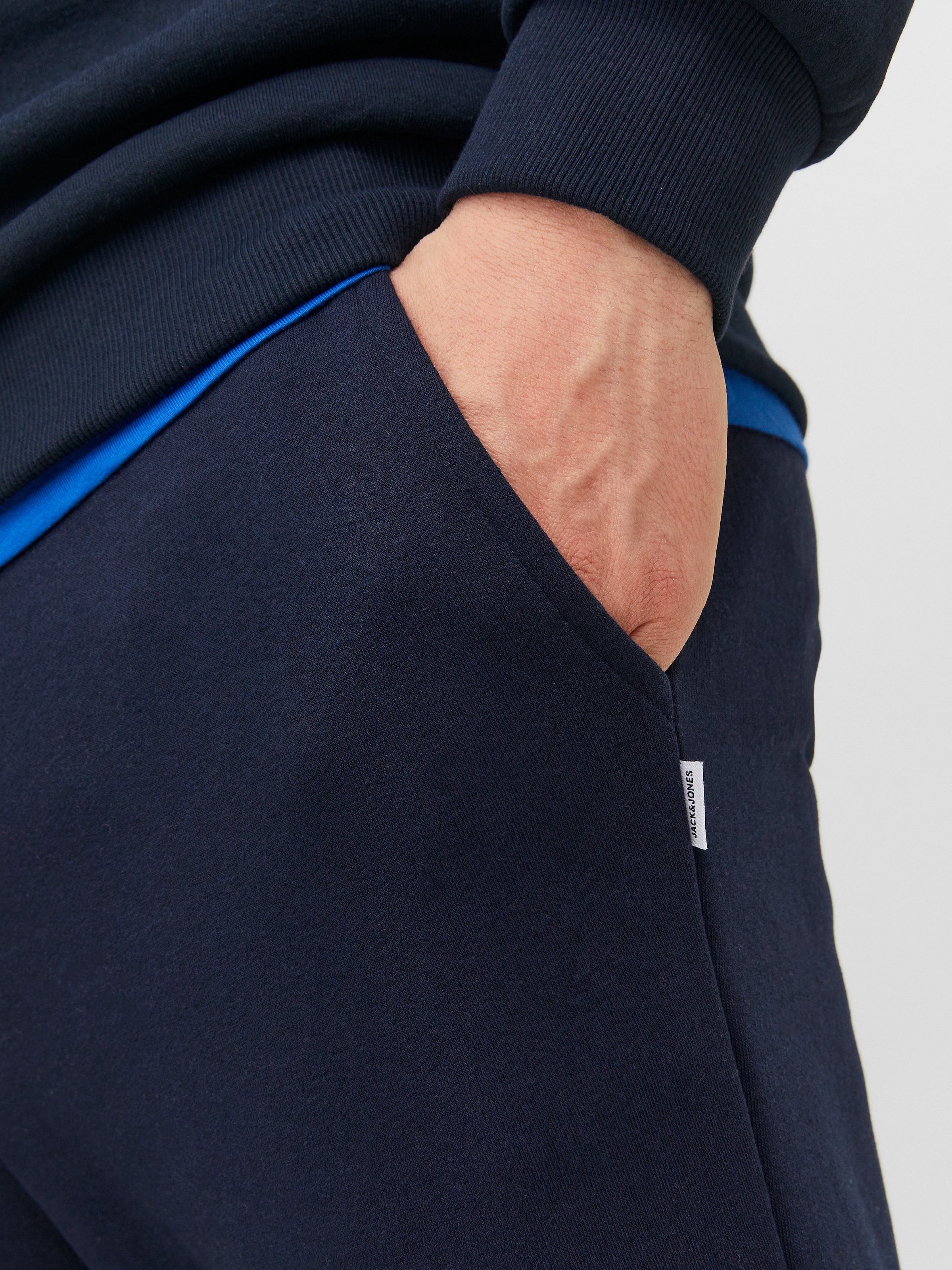 Jack & Jones Pantalon sweat »JPSTGORDON mit Kordelzug und Komfortbund«  unifarben, modisch, regular fit, Sweatware