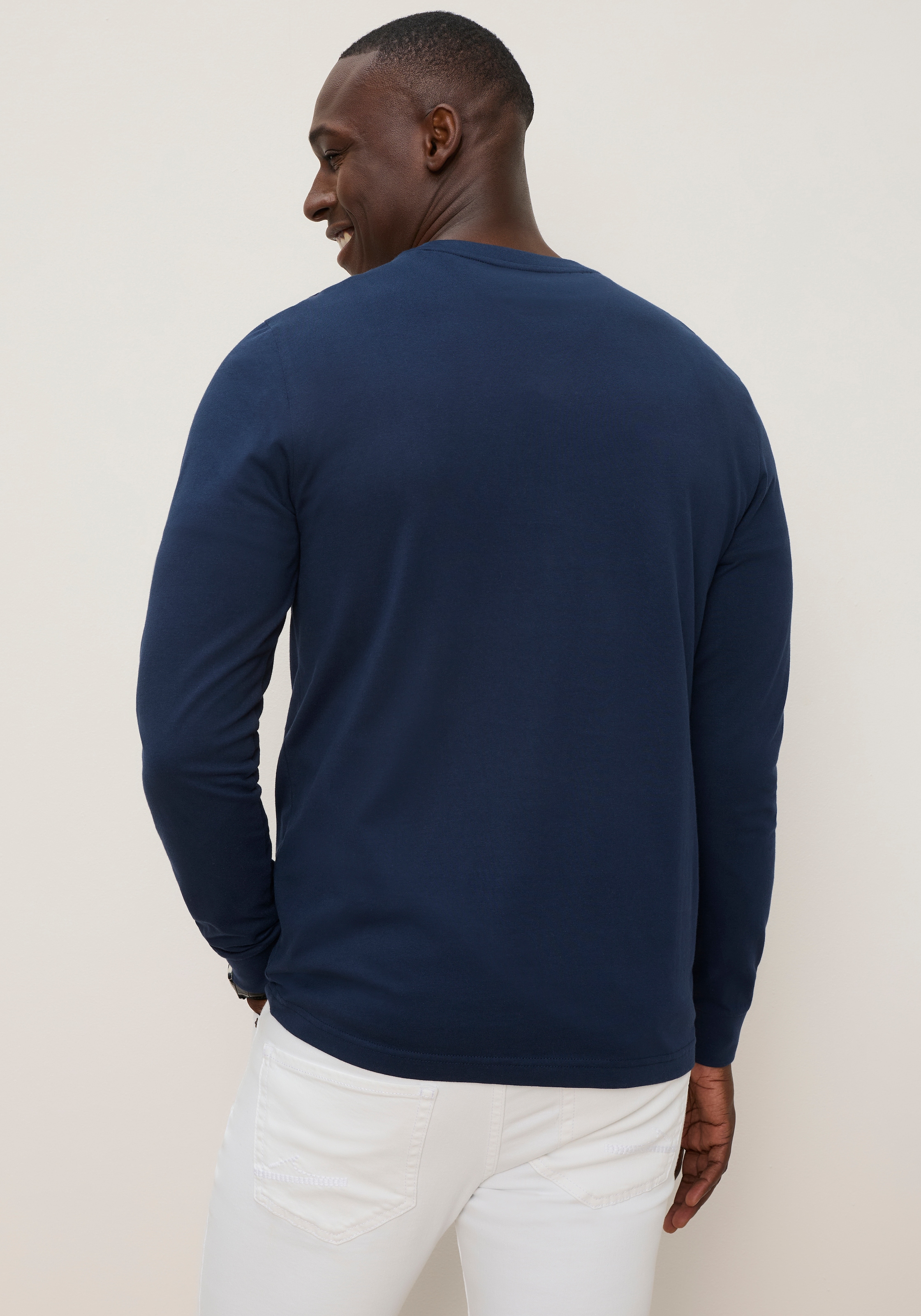 DELMAO Langarmshirt »Neue Kollektion« schmale Passform, Langarm, mit Rundhalsausschnitt