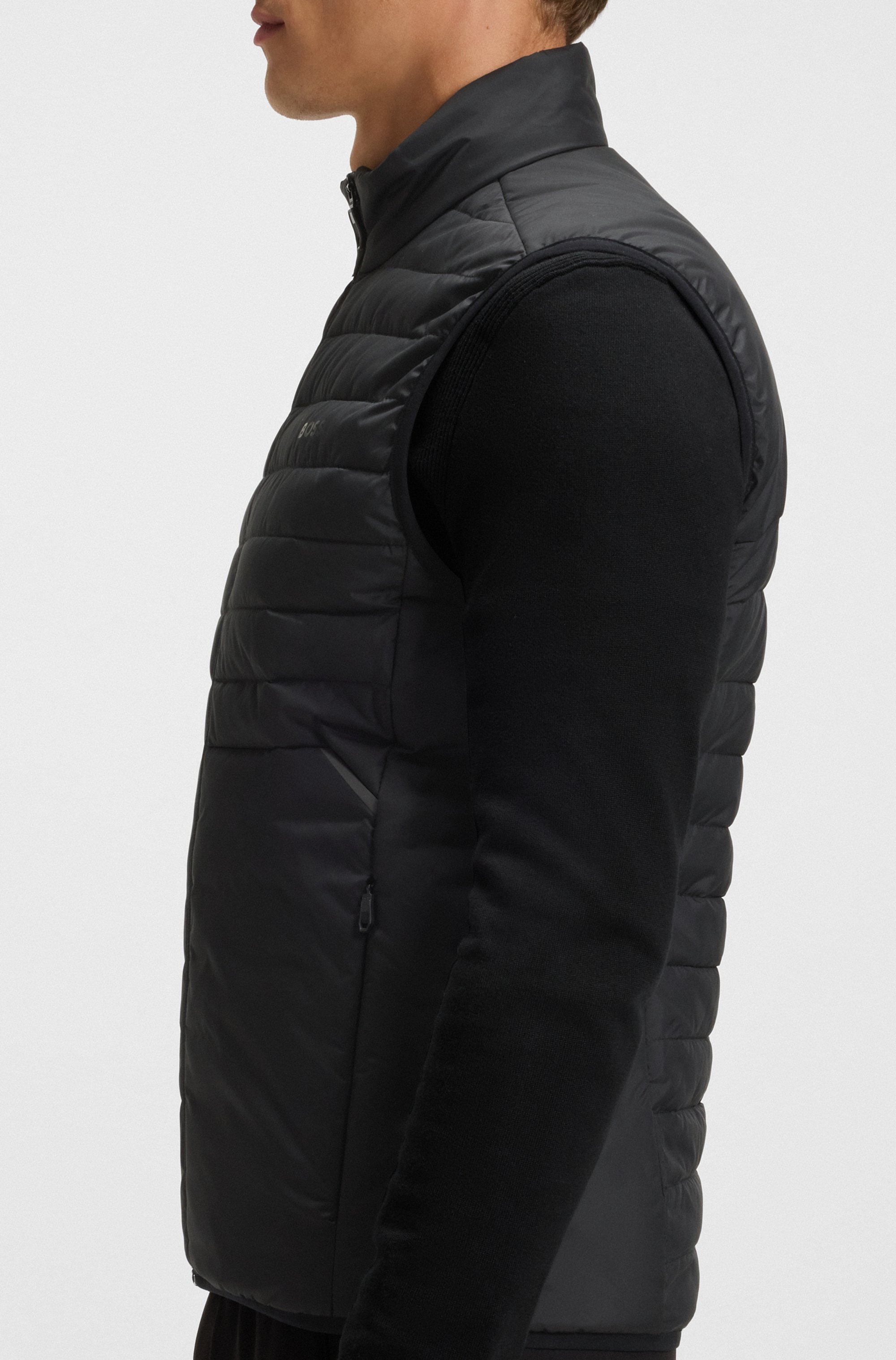 BOSS GREEN Gilet matelassé »V Urbanex Vest« mit soften Stretch-Einsätzen und reflektierenden Details