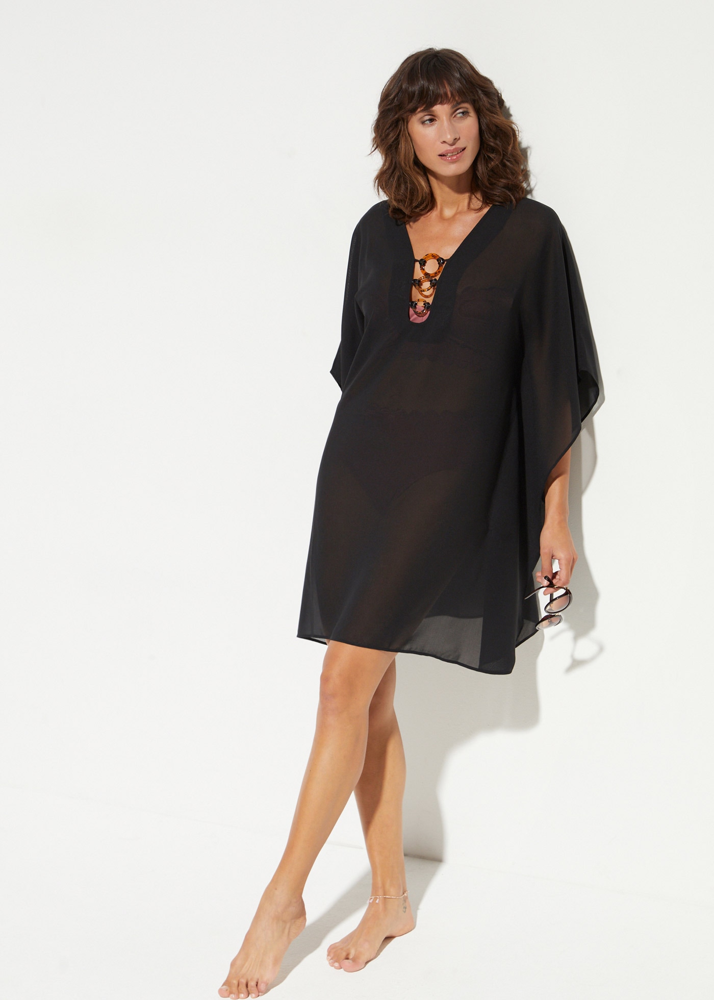 bonprix Robe tunique für warme Tage, aus Polyester, figurumspielende Passform