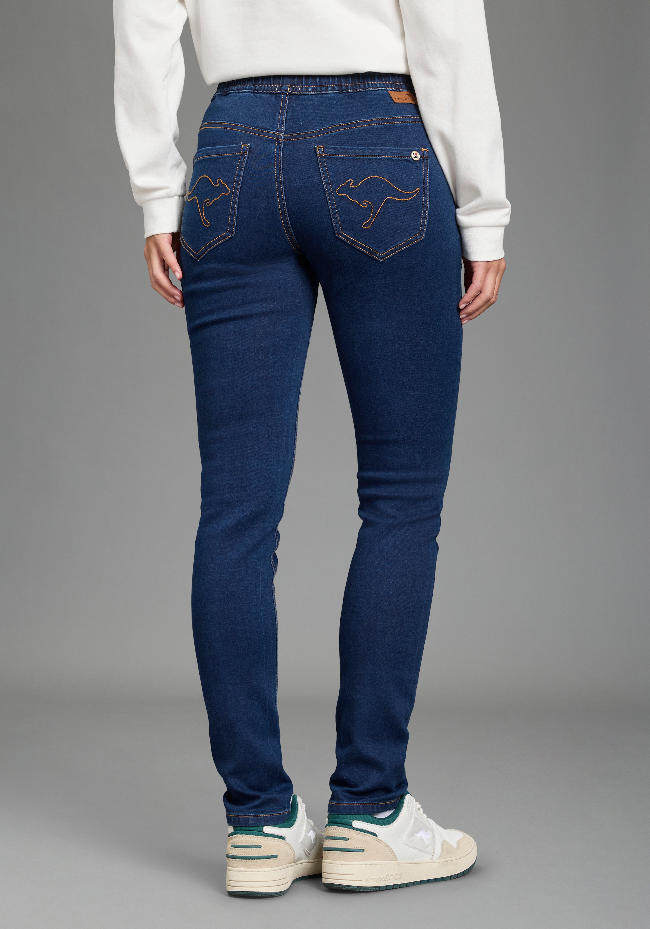 KangaROOS Jogg Pants entspannte Passform