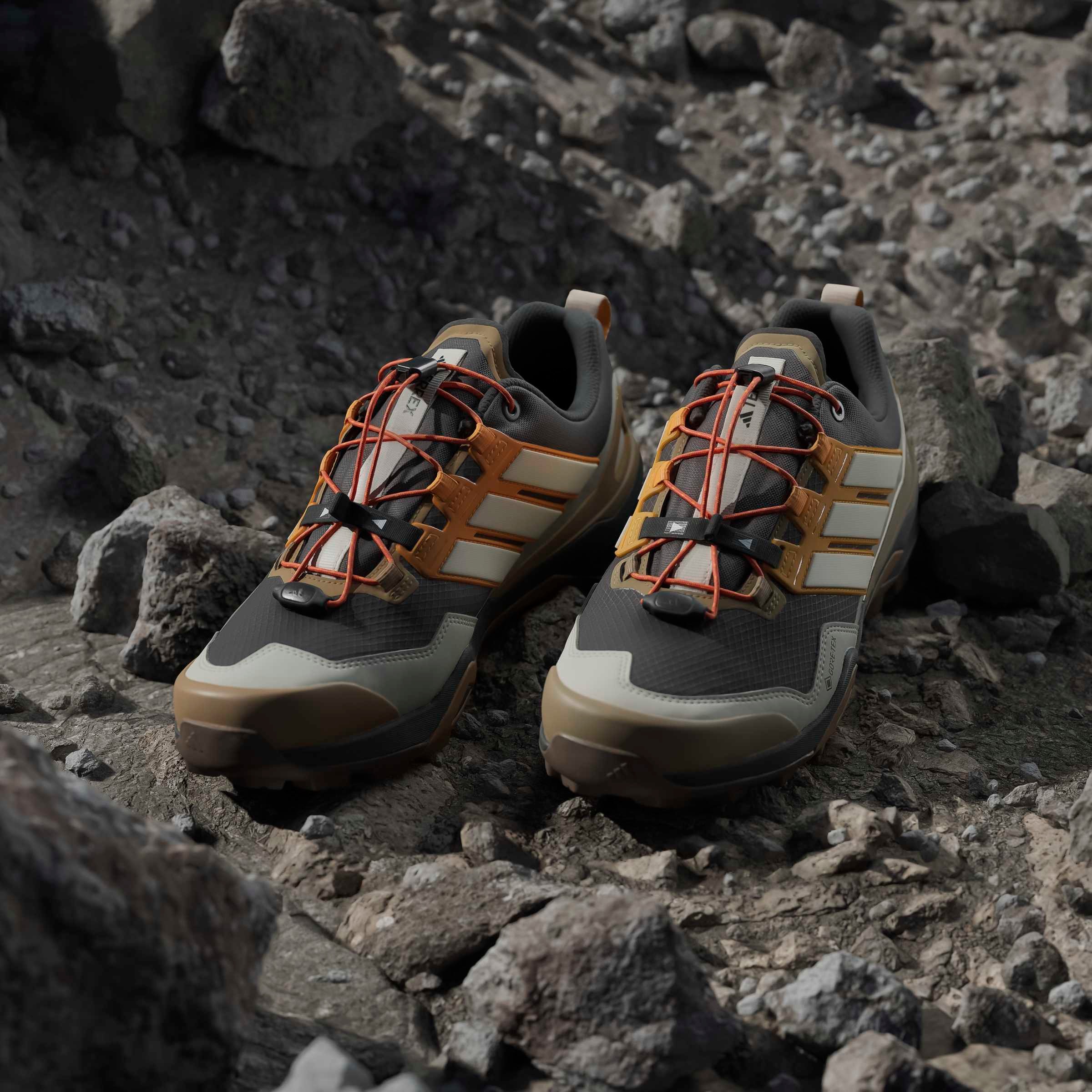 adidas TERREX Chaussure de randonnée »SKYCHASER GORE-TEX«  wasserdicht dank Gore-Tex Membrane