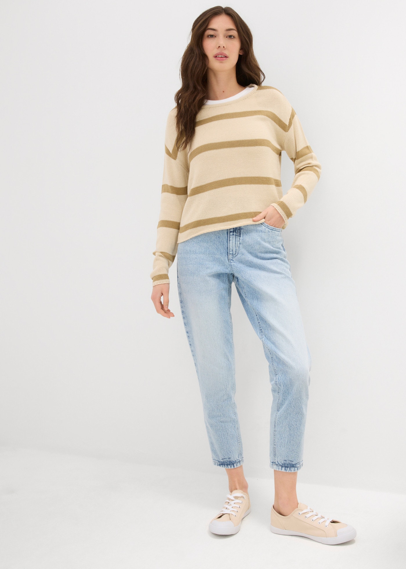 bonprix Jeans mom coupe loose fit, avec stretch, design 5 poches