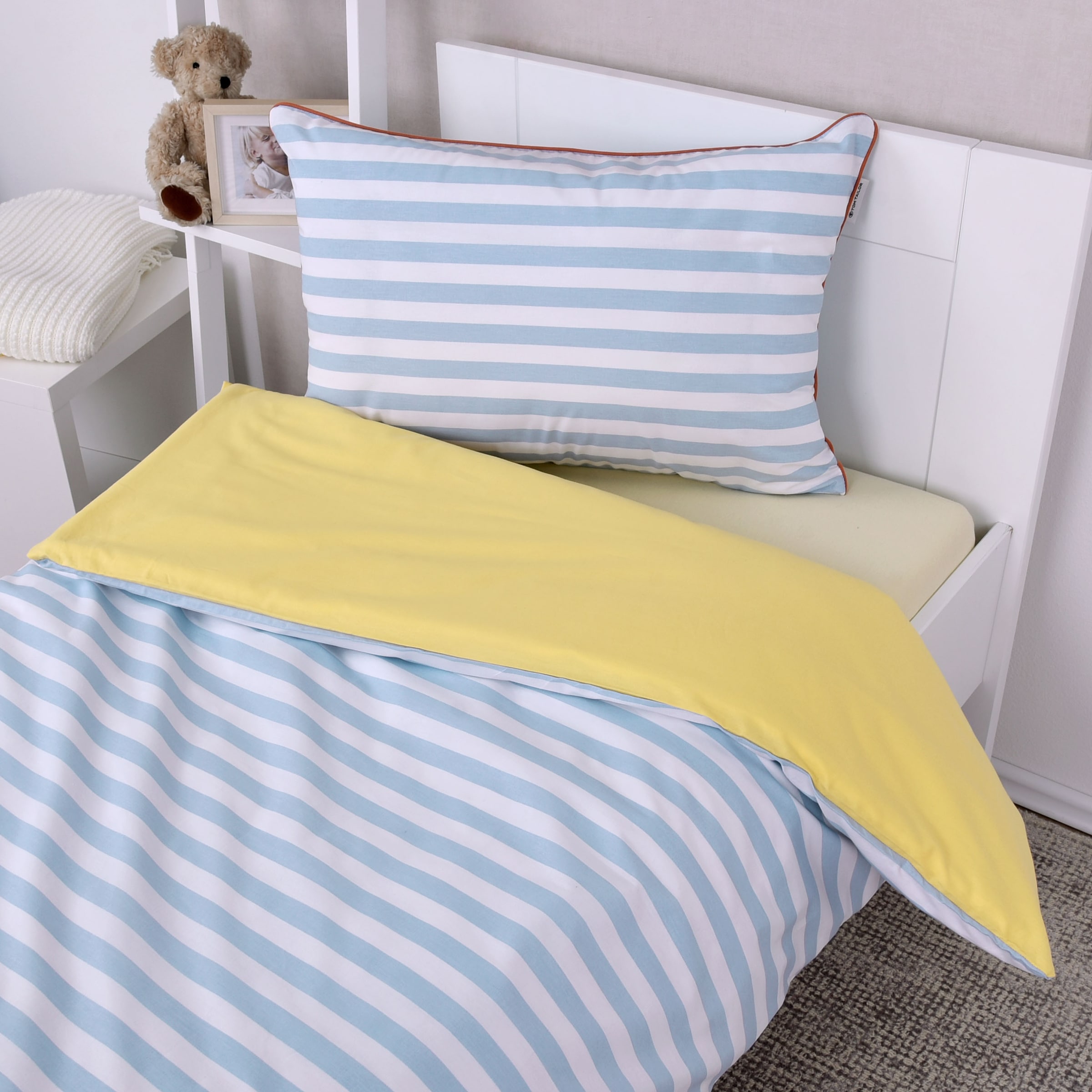 TOM TAILOR HOME Bettwäsche »STRIPES WITH A KICK in Gr. 135x200cm oder 155x220cm« 2 Stk. new bedroom, farbige Paspel am Kissen
