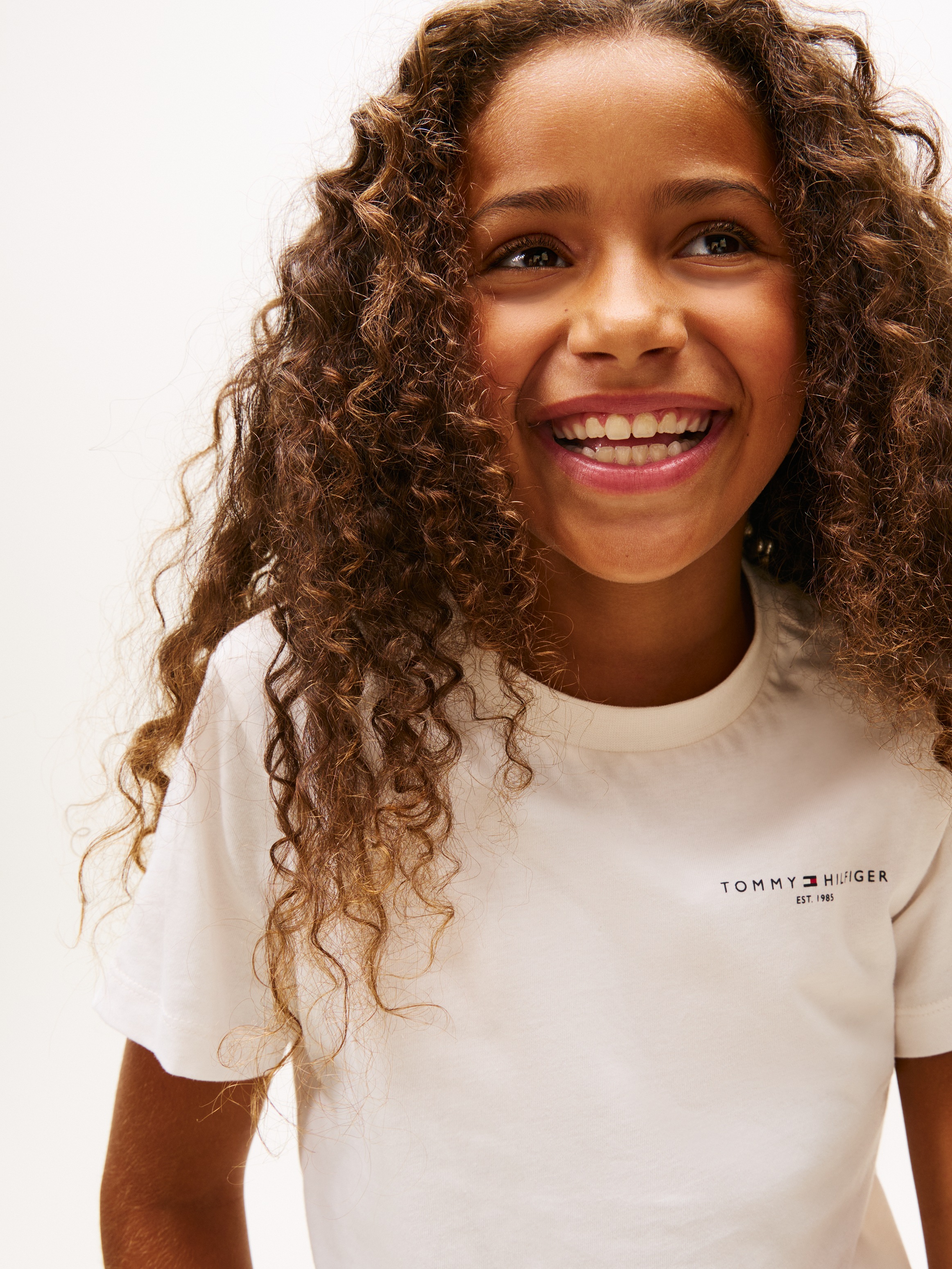Tommy Hilfiger T-shirt »MINI CORP T-SHIRT« enfants jusqu’à 16 ans