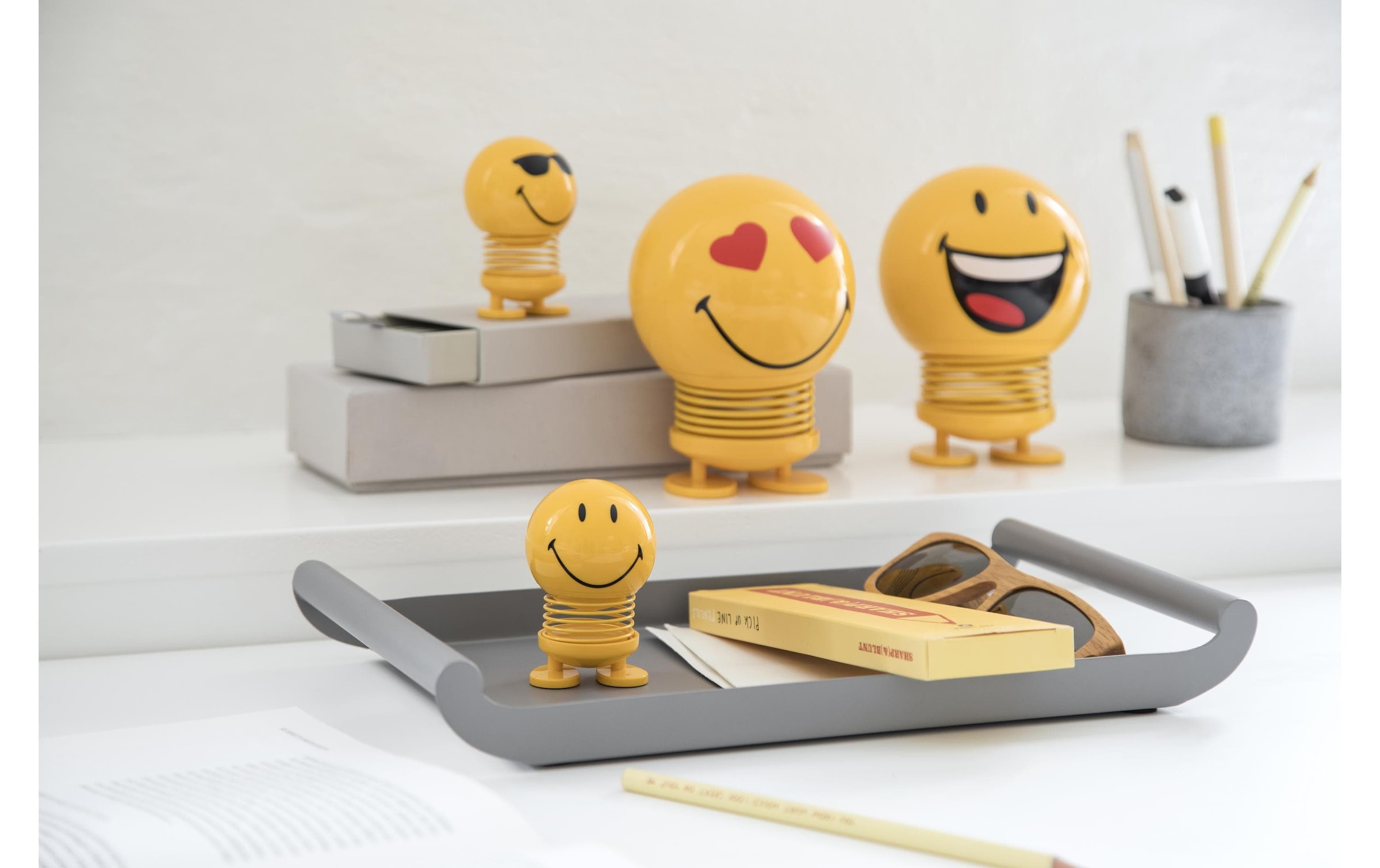HOPTIMIST Dekofigur »Bumble Smiley Cool S 8 cm«