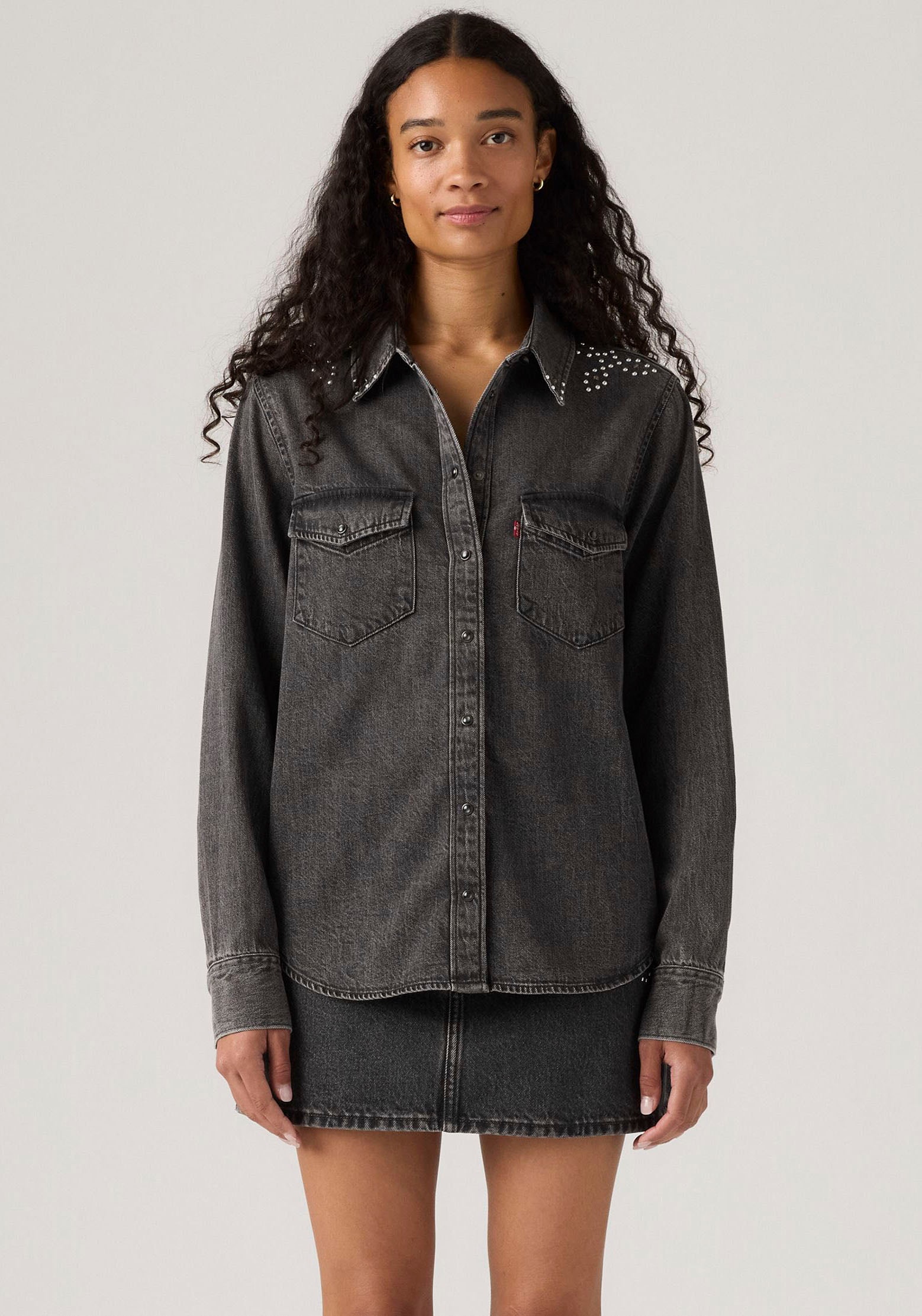 Levi's® Blouse en jean »ESSENTIAL WESTERN« mit Brusttaschen mit Druckknöpfen
