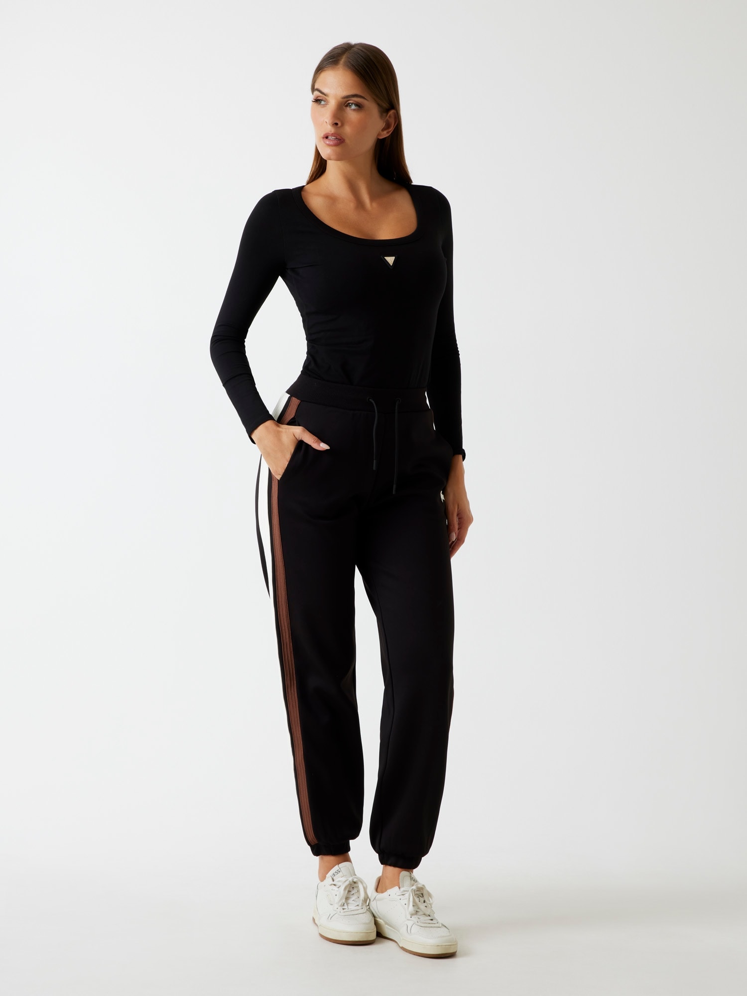 Guess Body à manches longues »COLETTE LS BODYSUIT« in Stretch-Qualität, Druckknöpfe