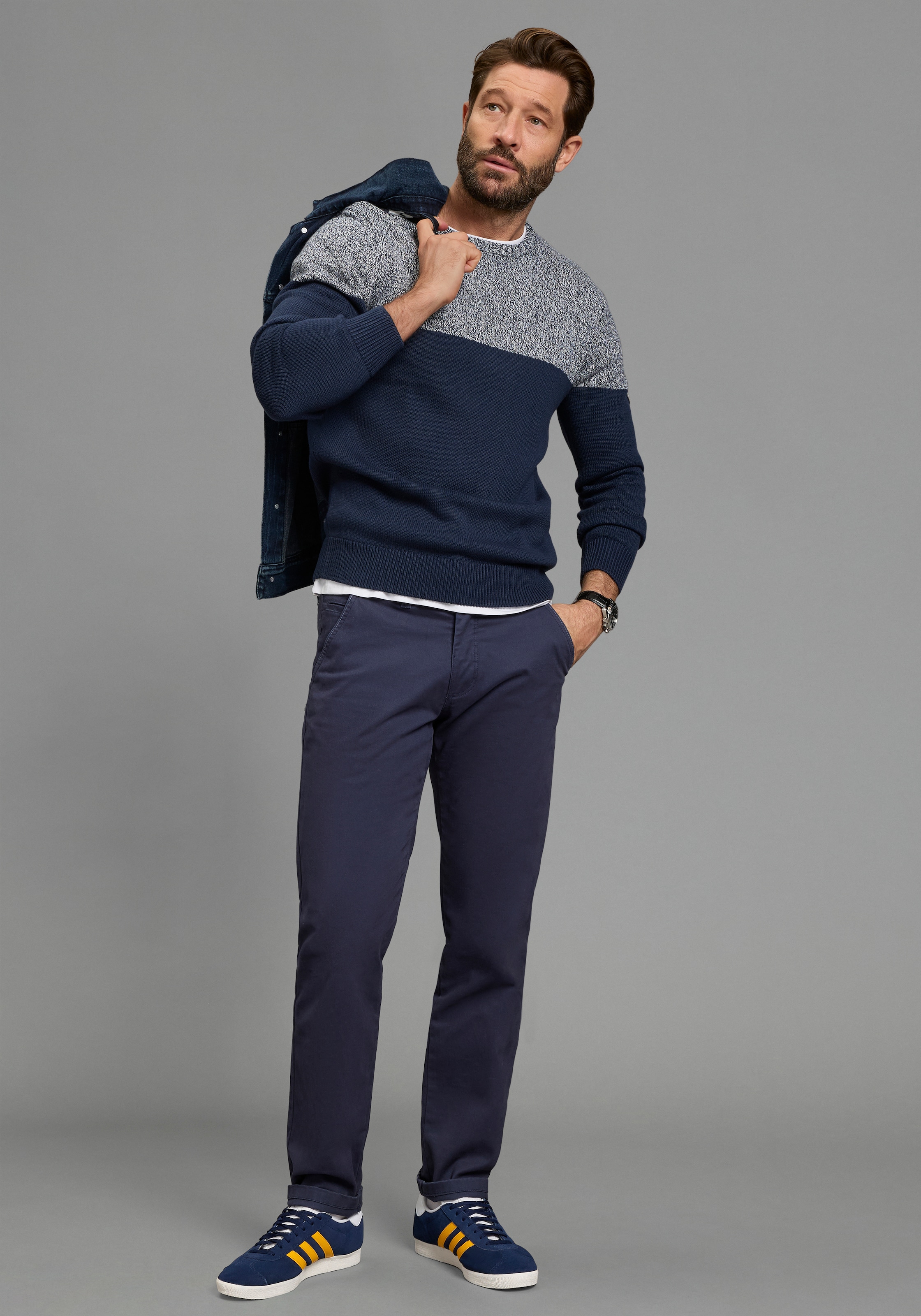 Man's World Rundhalspullover »Neue Kollektion! Highlight melierter Look« aus Strick, mit Rundhalsausschnitt, reguläre Passform, mit Langarm