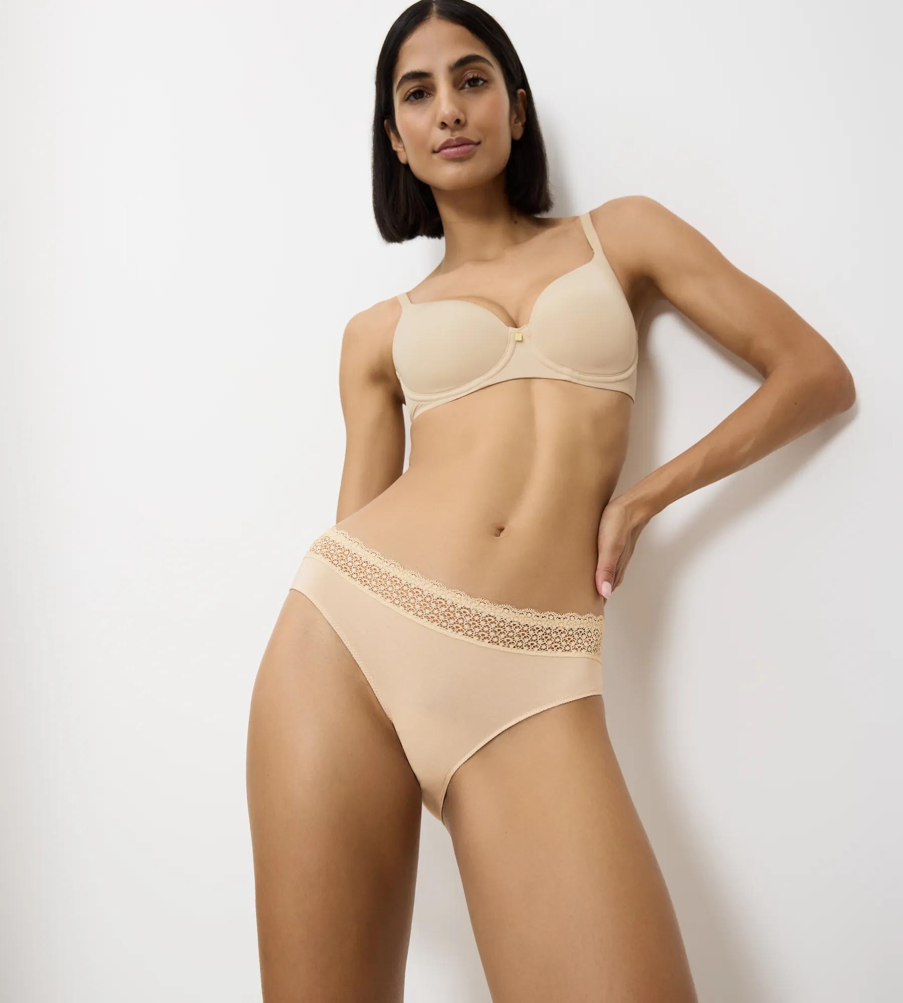 Triumph Slip tai »Feel of Modal« soyeux doux, ceinture en dentelle