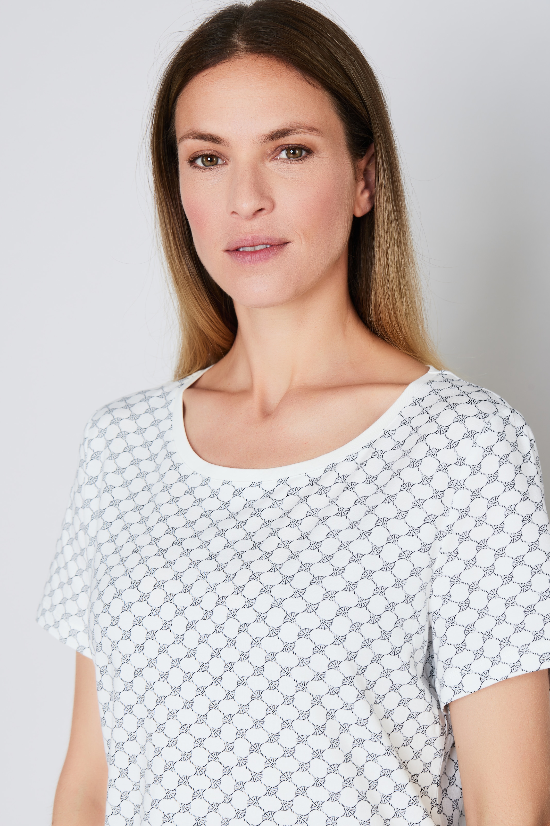 JOOP! Chemise de nuit »Cosy« mit Cornflower-Alloverprint