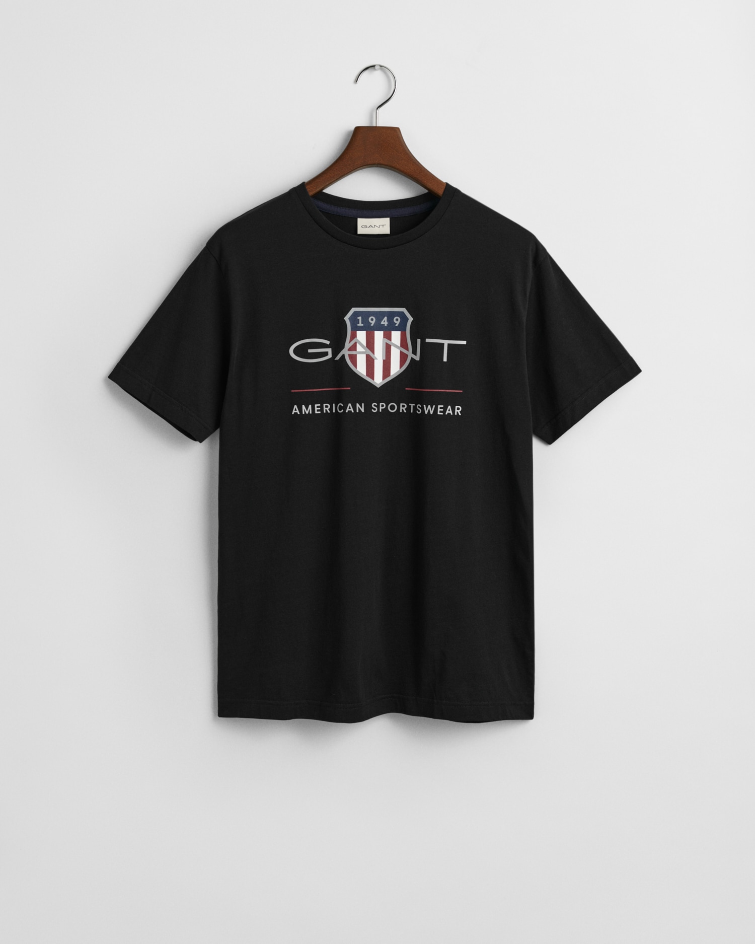 Gant T-shirt »REG ARCHIVE SHIELD SS T-SHIRT« avec impression logo sur la poitrine