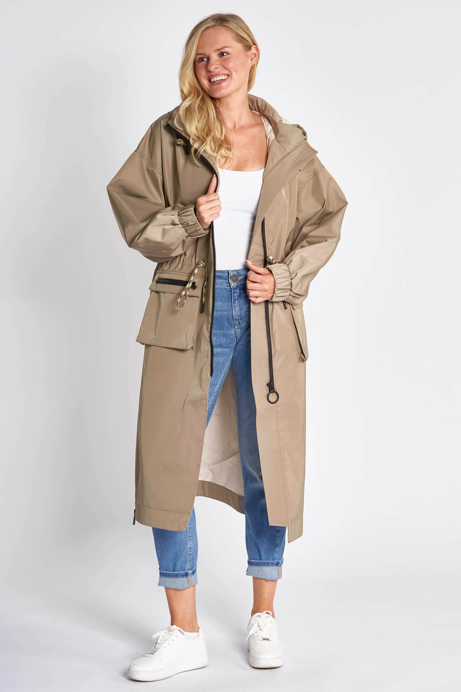 Zhrill Allwetterjacke »ZHAILA« mit Kapuze mit seitlichen Eingrifftaschen und Kapuze