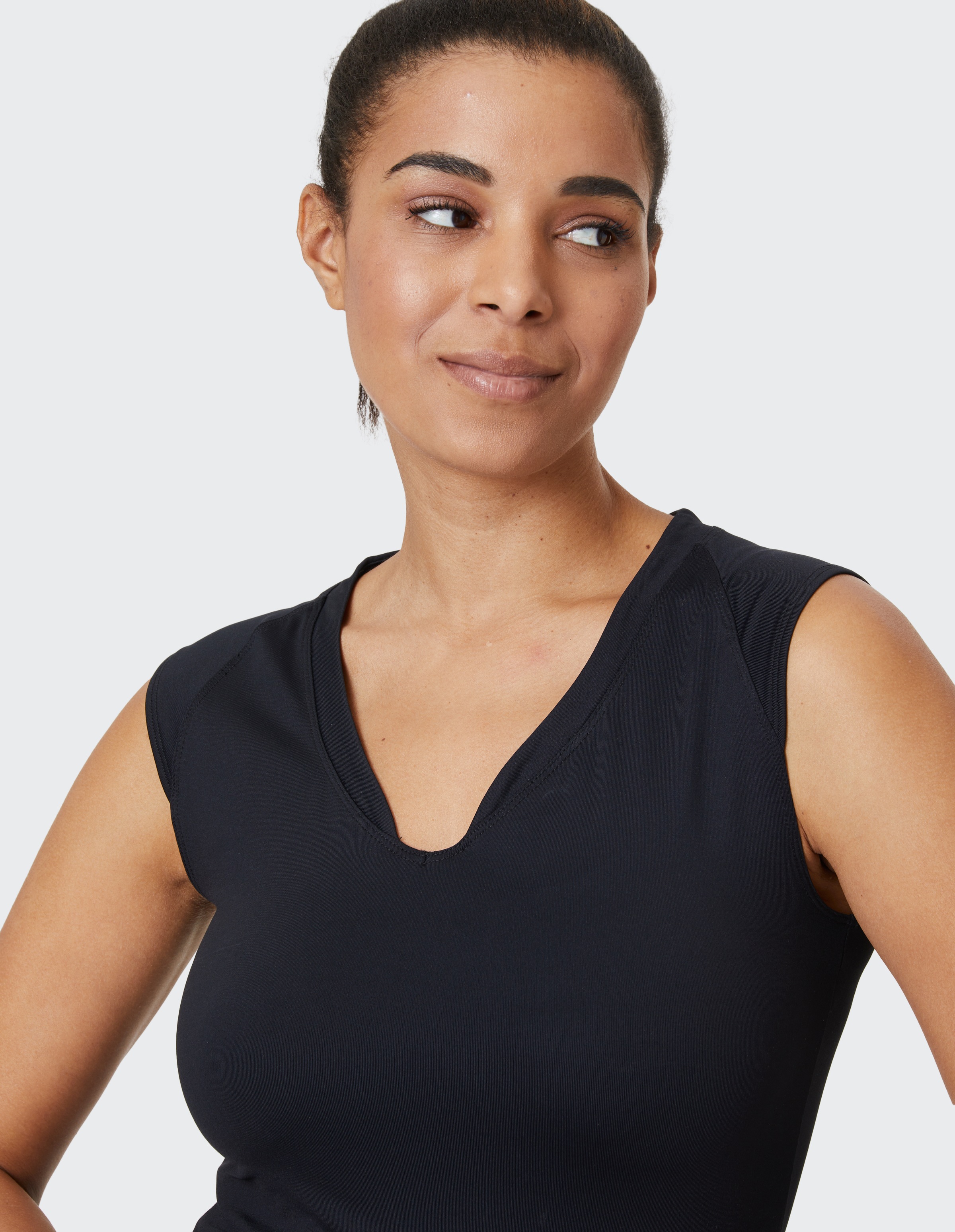 Venice Beach T-shirt »T-SHIRT ELEAM« sportlicher Stil, leichtes und elastisches Material