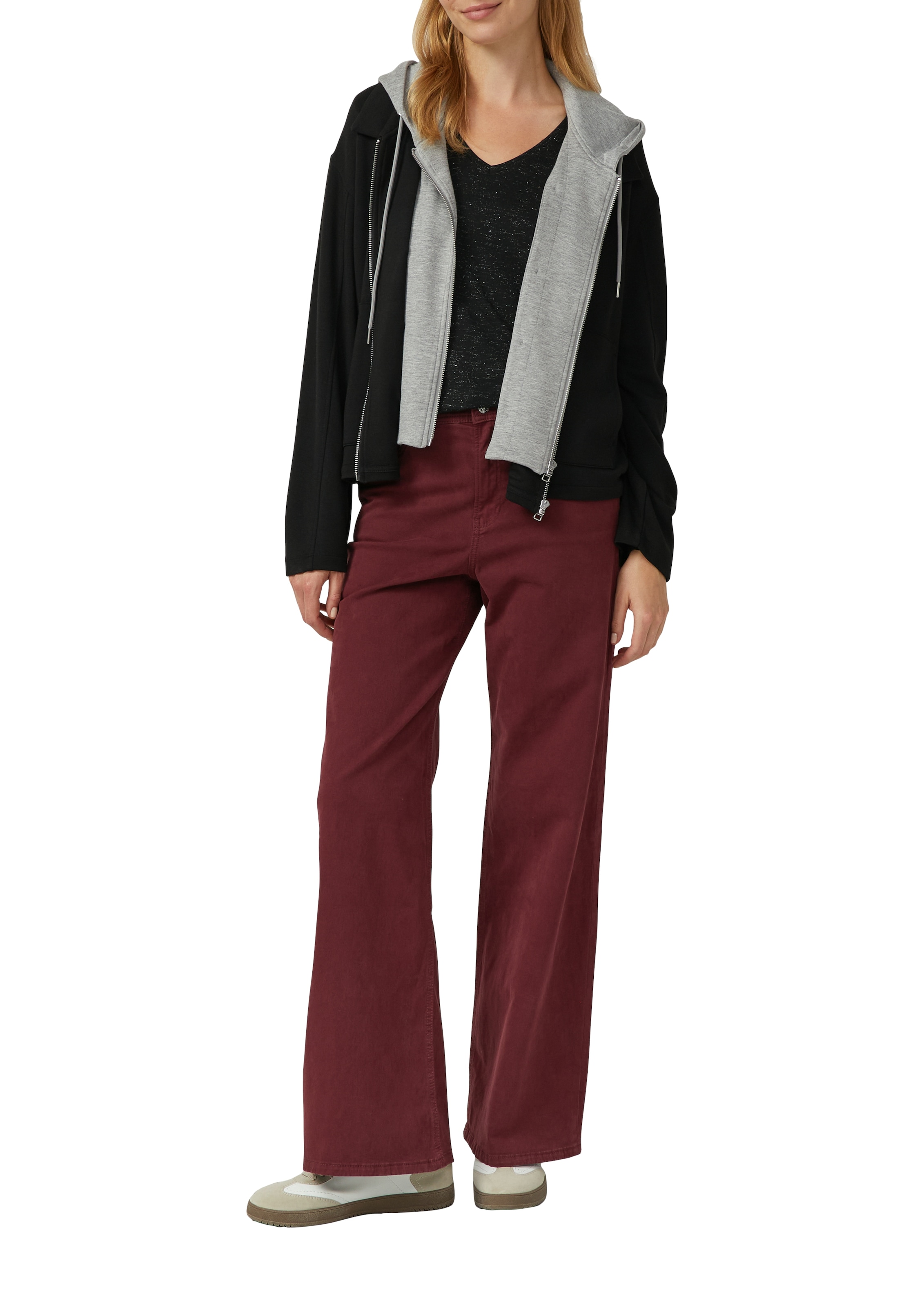 s.Oliver Langarmshirt mit V-Ausschnitt