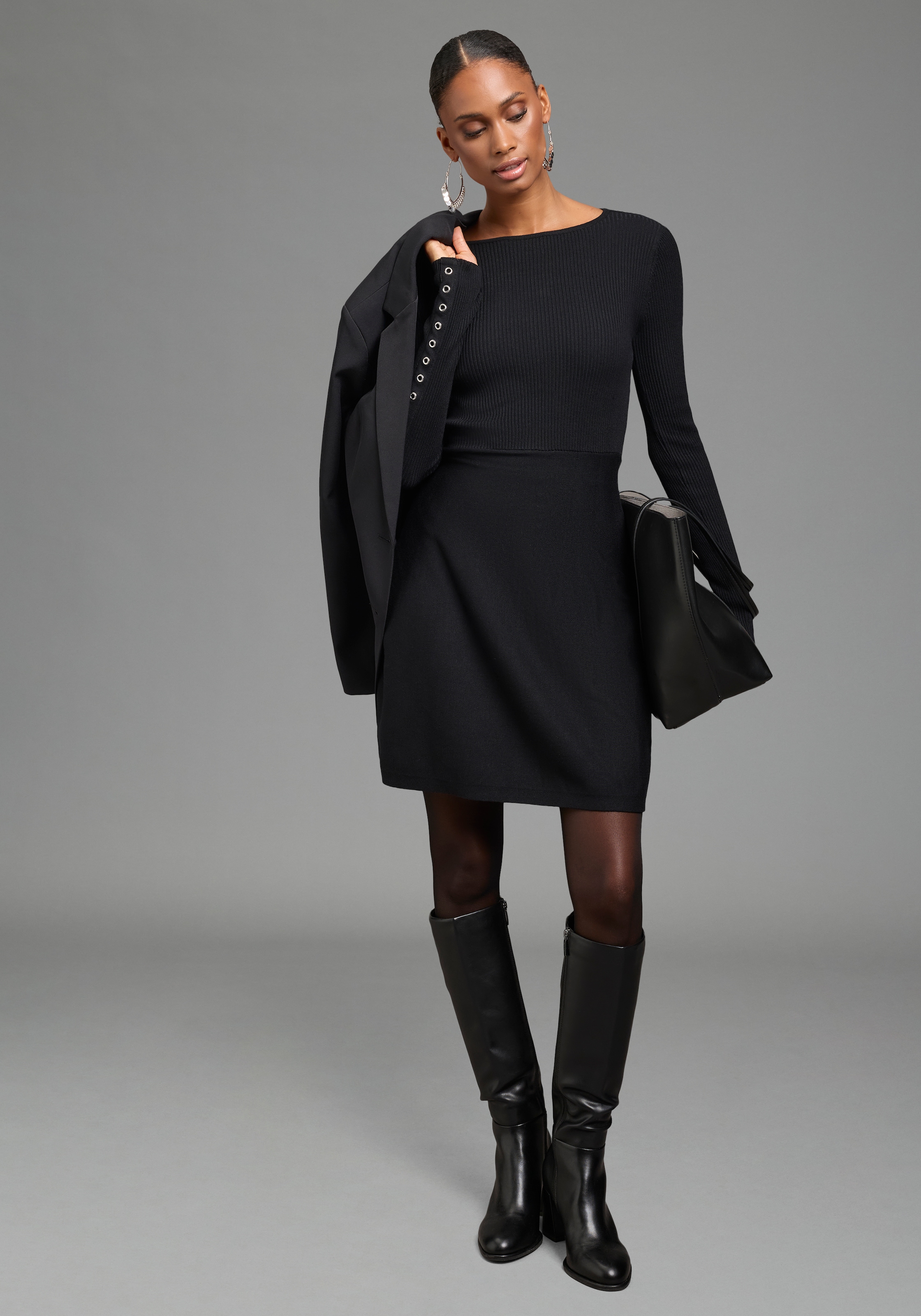 Bruno Banani Strickkleid »mit Ärmeldetail« Ohne Taschen und ausgestelltem Saum, U-Boot-Ausschnitt