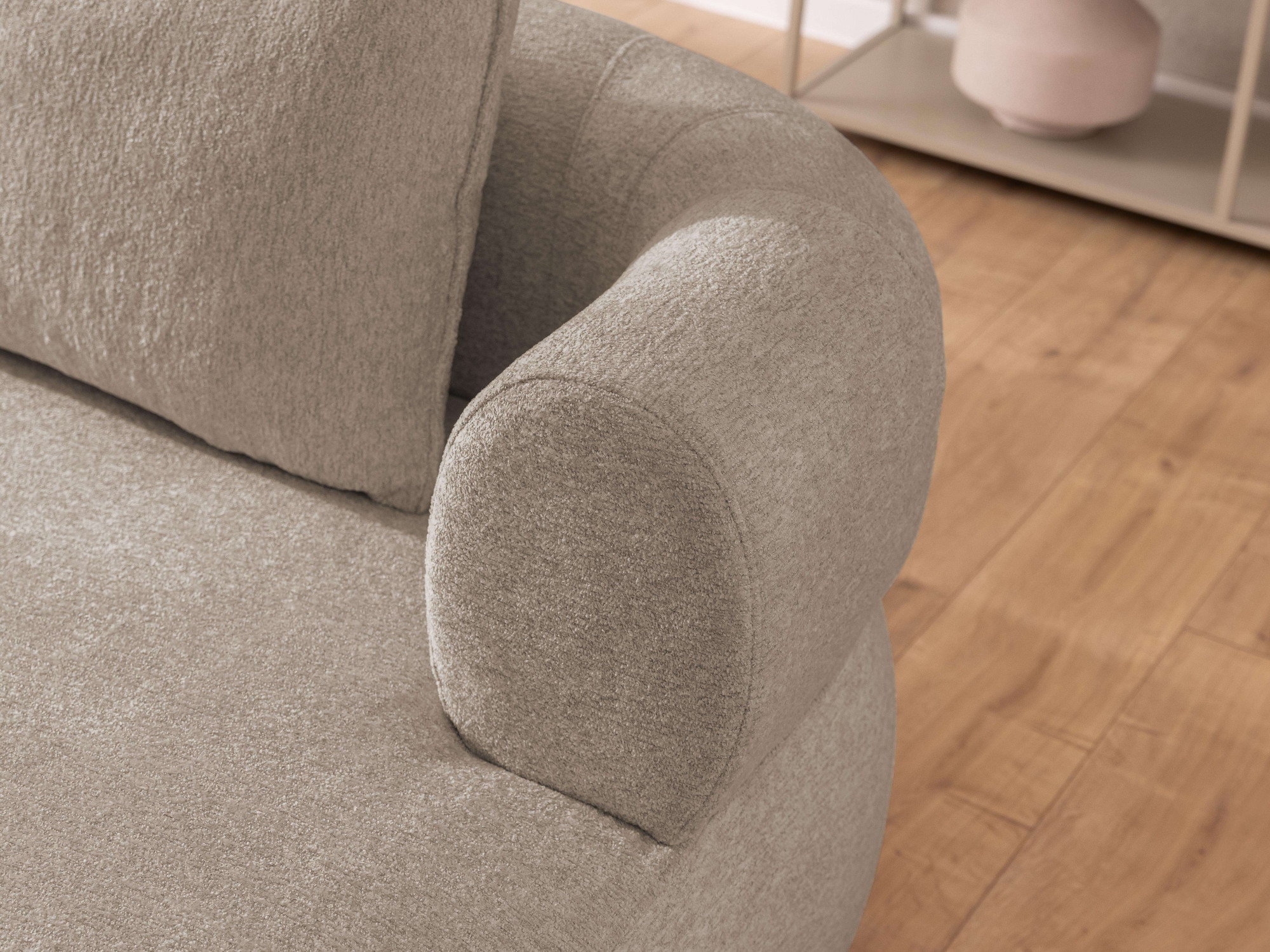 Home affaire Canapé d'angle »LUSSAC L-Form Design-Sofa mit Zierkissen, Masse B/T/H: 257/159/78 cm« grand confort d'assise et design moderne, canapé sans fonction lit