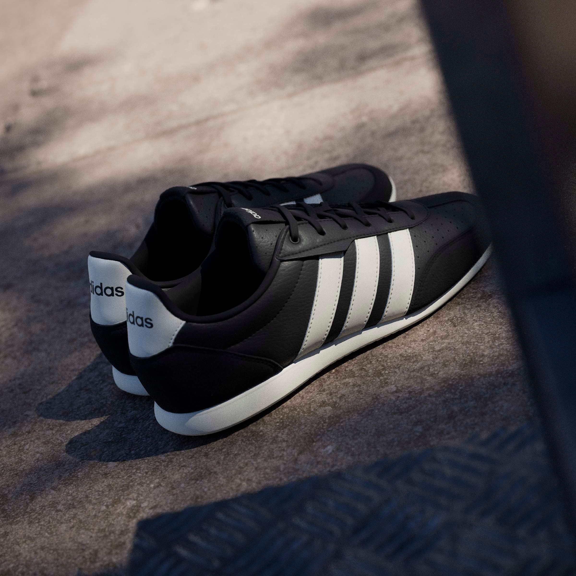 adidas Sportswear Sneaker »BARREDA LO«