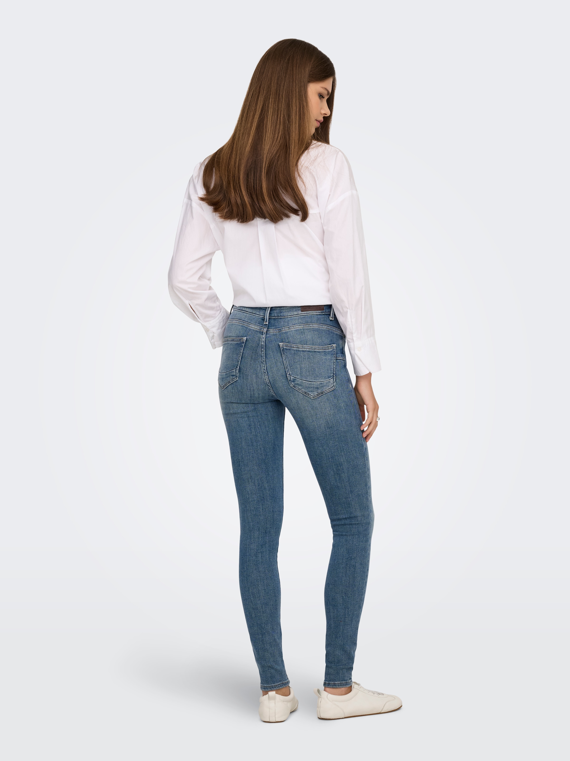 ONLY Skinny-fit-Jeans »ONLPOWER MID WAIST PUSH UP SK DNM BOX«