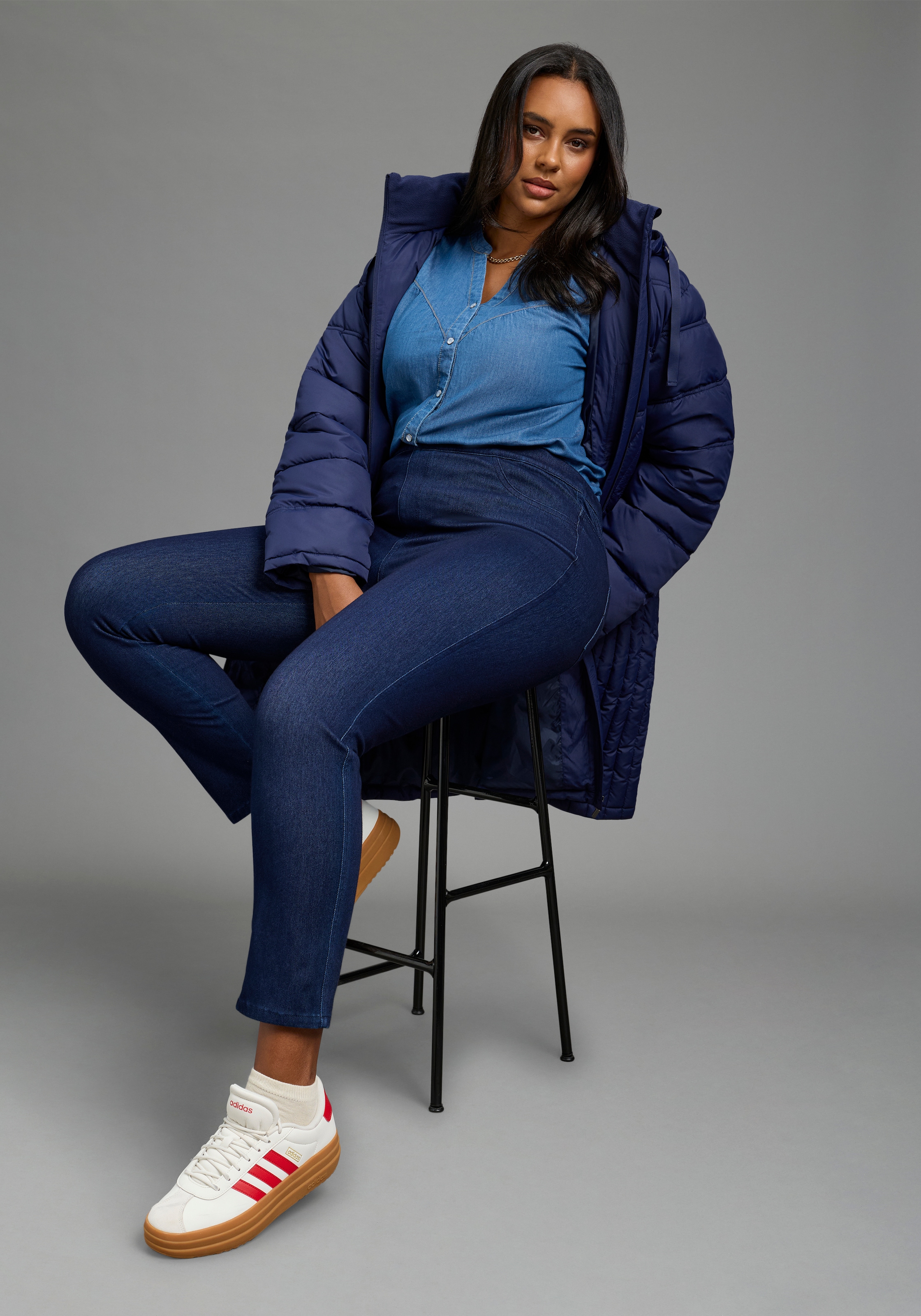 Laura Scott CURVE Jeansjeggings »Grosse Grössen, im 4 Way Stretch, Quer- und Längselastisch« mit Eingrifftaschen, Gesässtaschen und Coinpocket, lange Schnittform